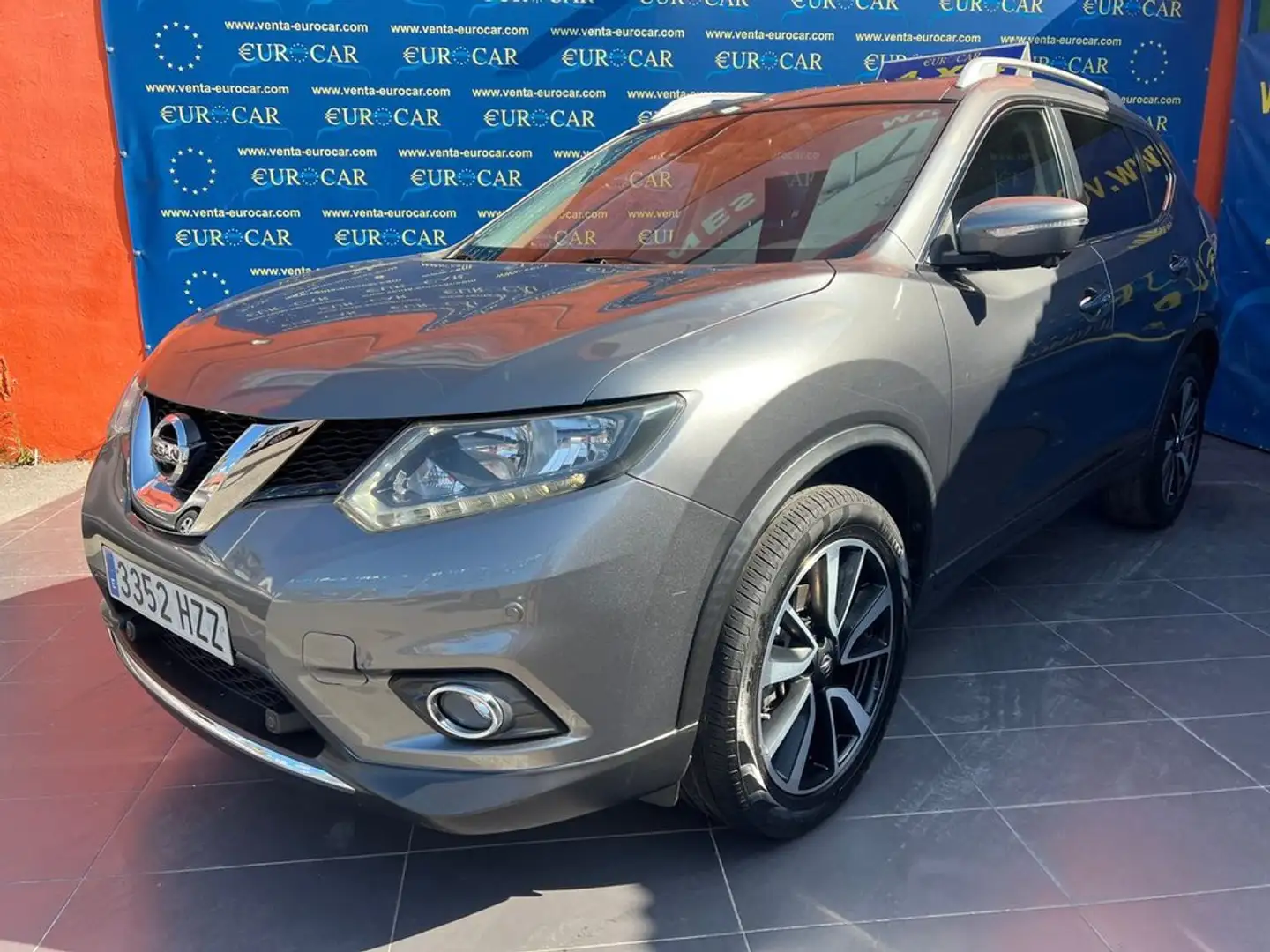 Nissan X-Trail 1.6 TDCI Grijs - 1
