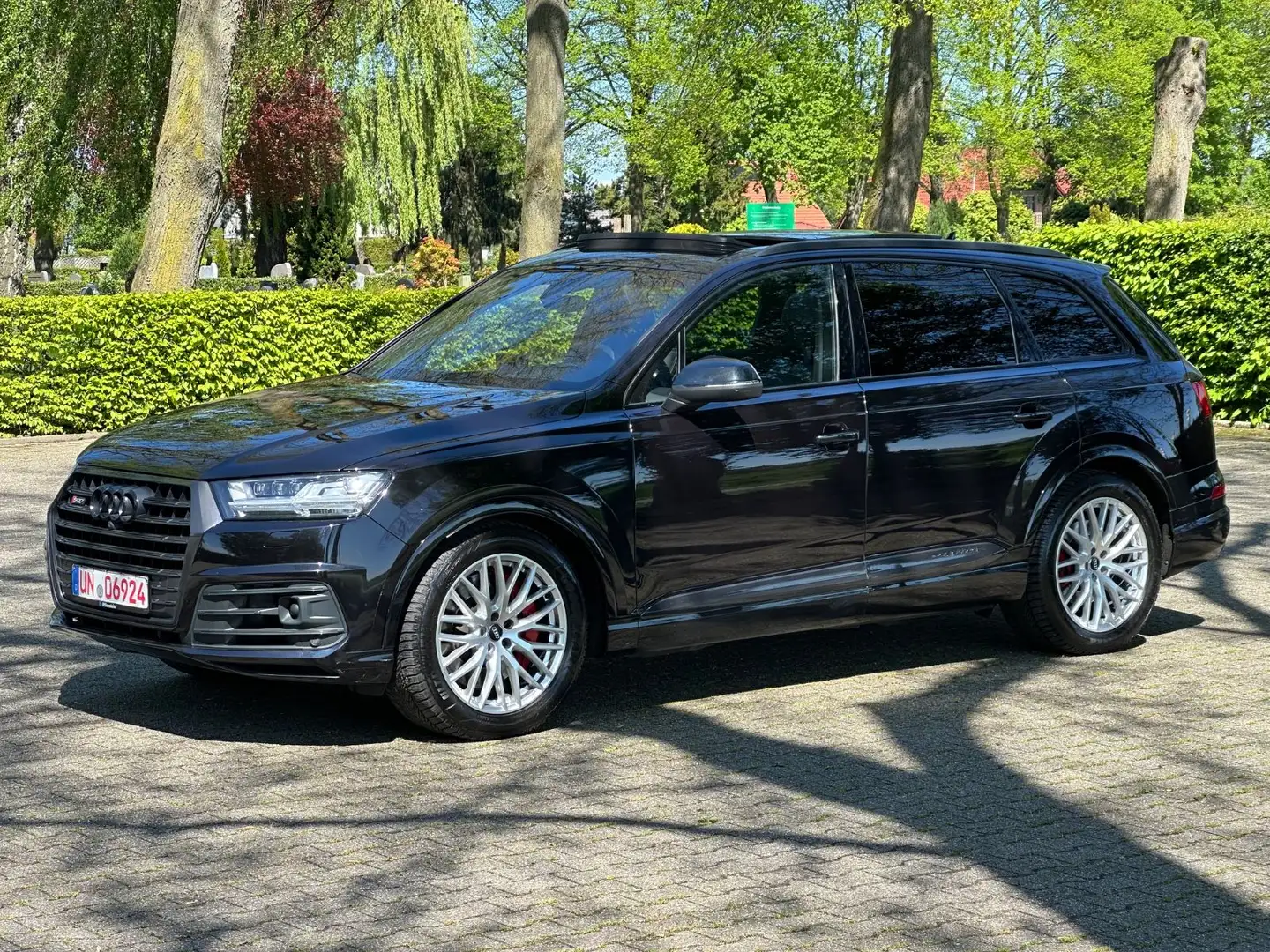 Audi SQ7 4.0 TDI*QUATTRO*PANO*7-SITZER*NIGHT*SOFT*360 Noir - 1