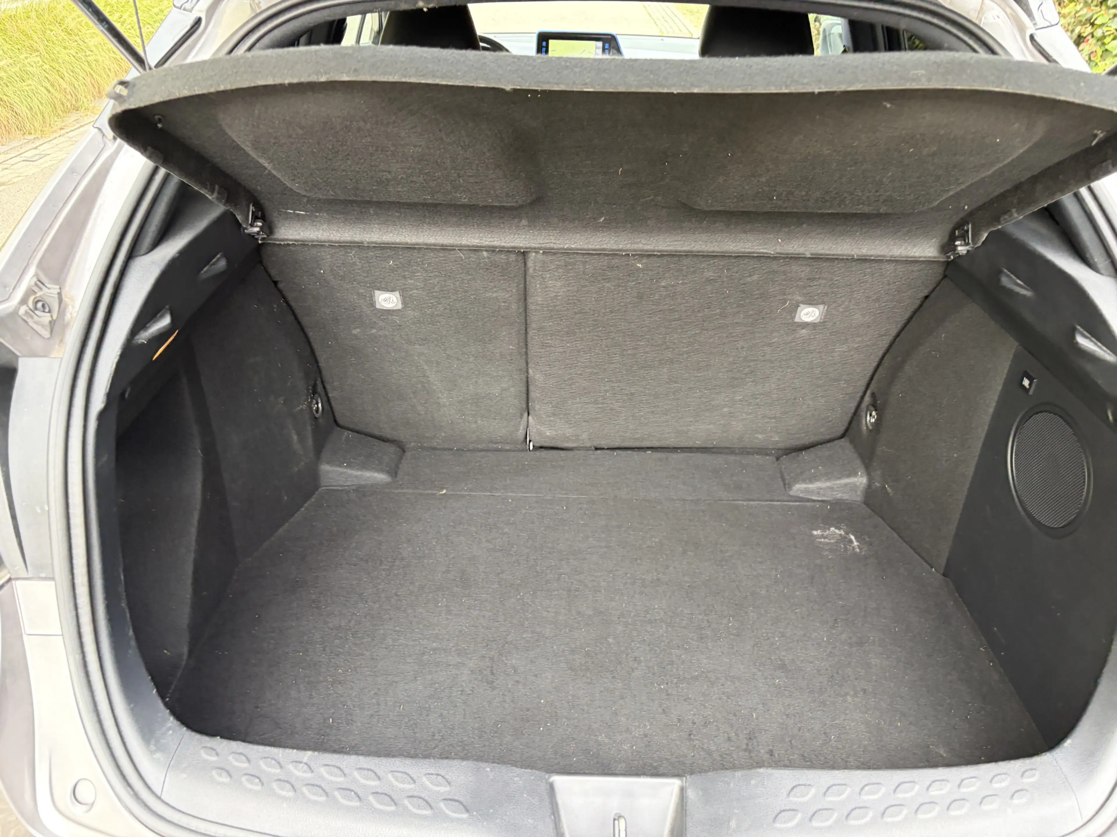 Toyota C-HR 1.8 Hybrid Bi-Tone Plus / AUTOMAAT / LEER / NAVI / — photo 21