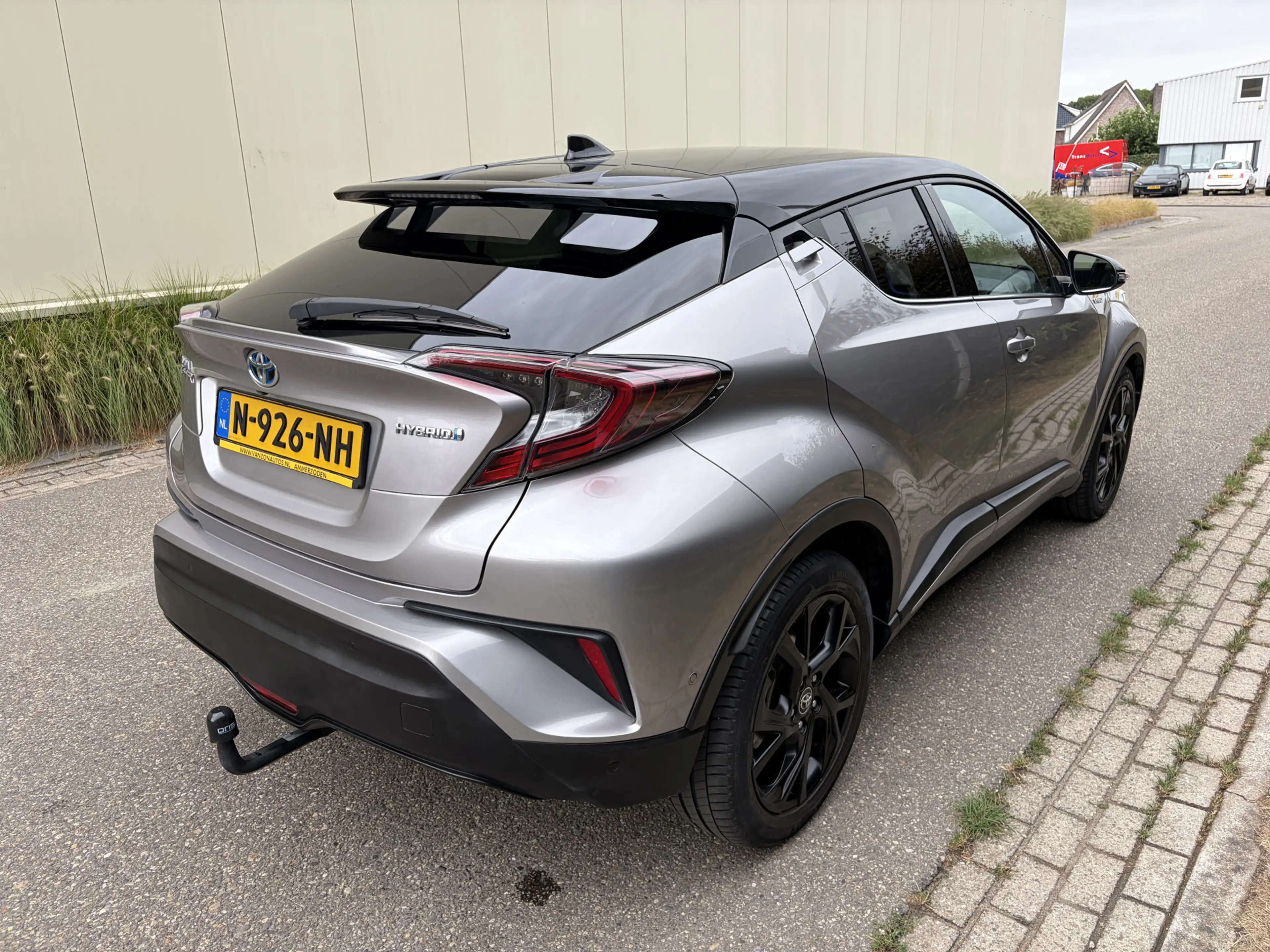 Toyota C-HR 1.8 Hybrid Bi-Tone Plus / AUTOMAAT / LEER / NAVI / — photo 22