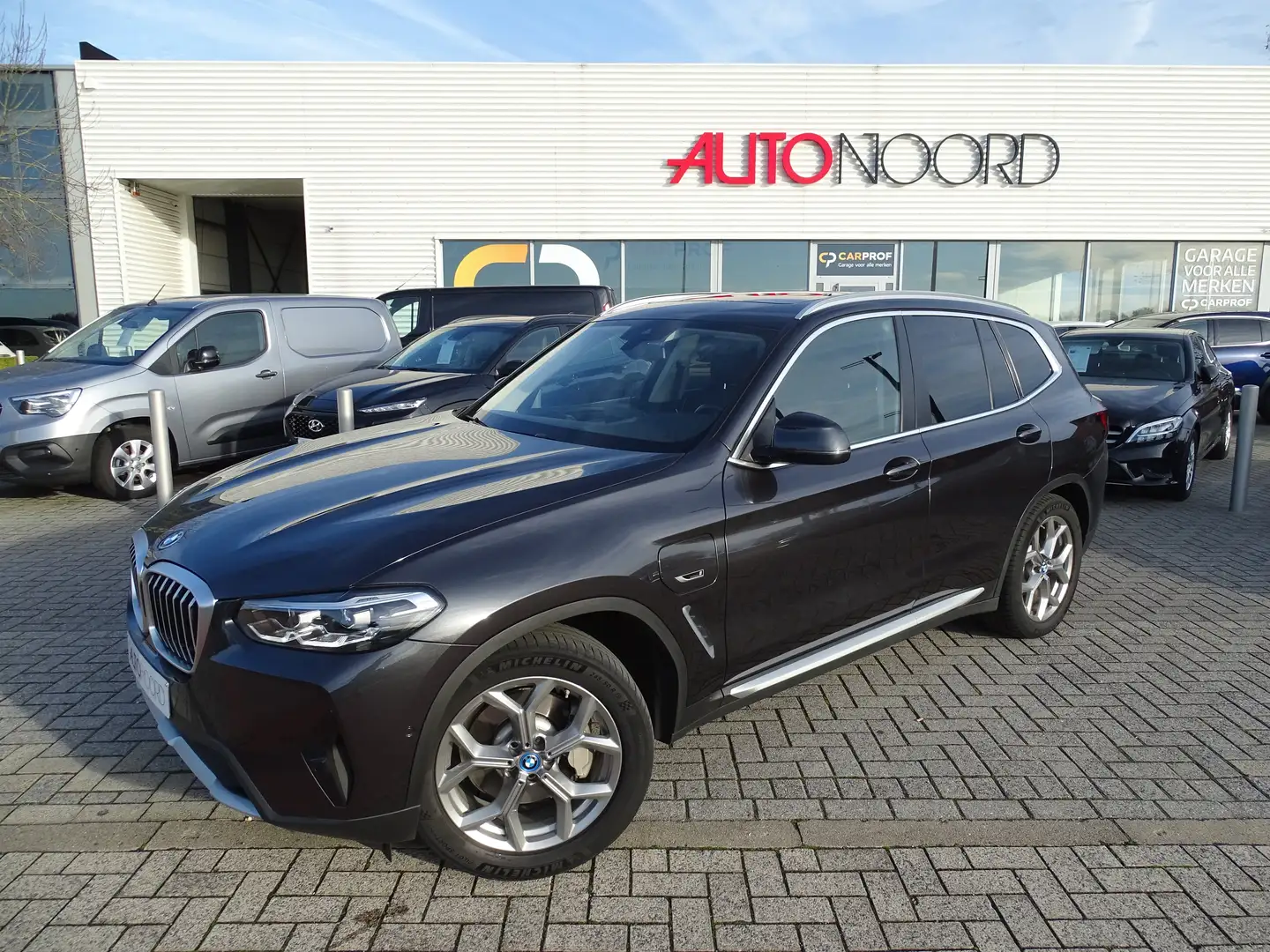 BMW X3 X3 xDrive30e Aut. Luxury Line Grijs - 1