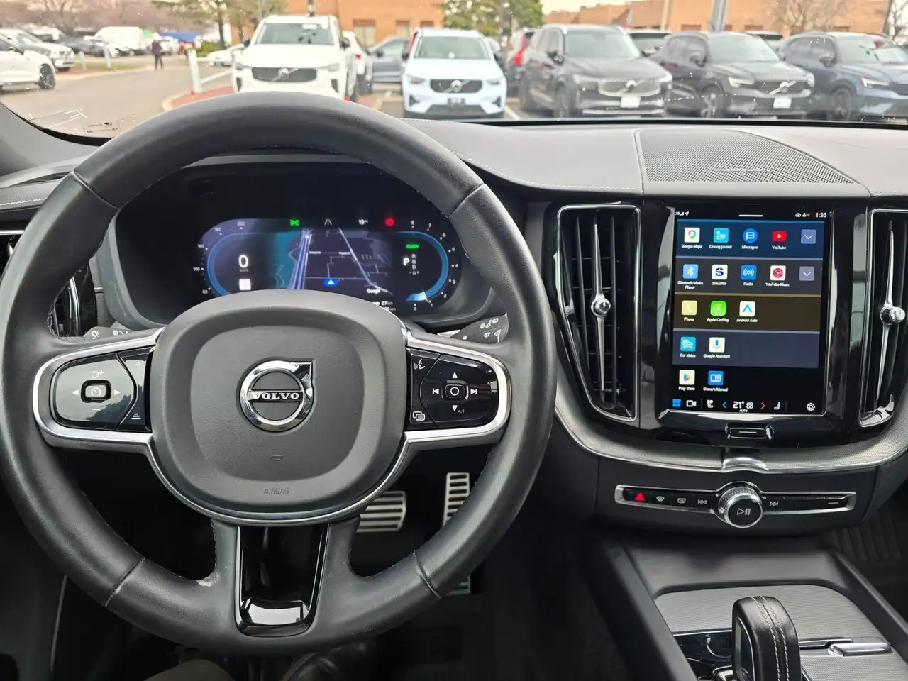 Volvo XC60 снимка Volvo XC60