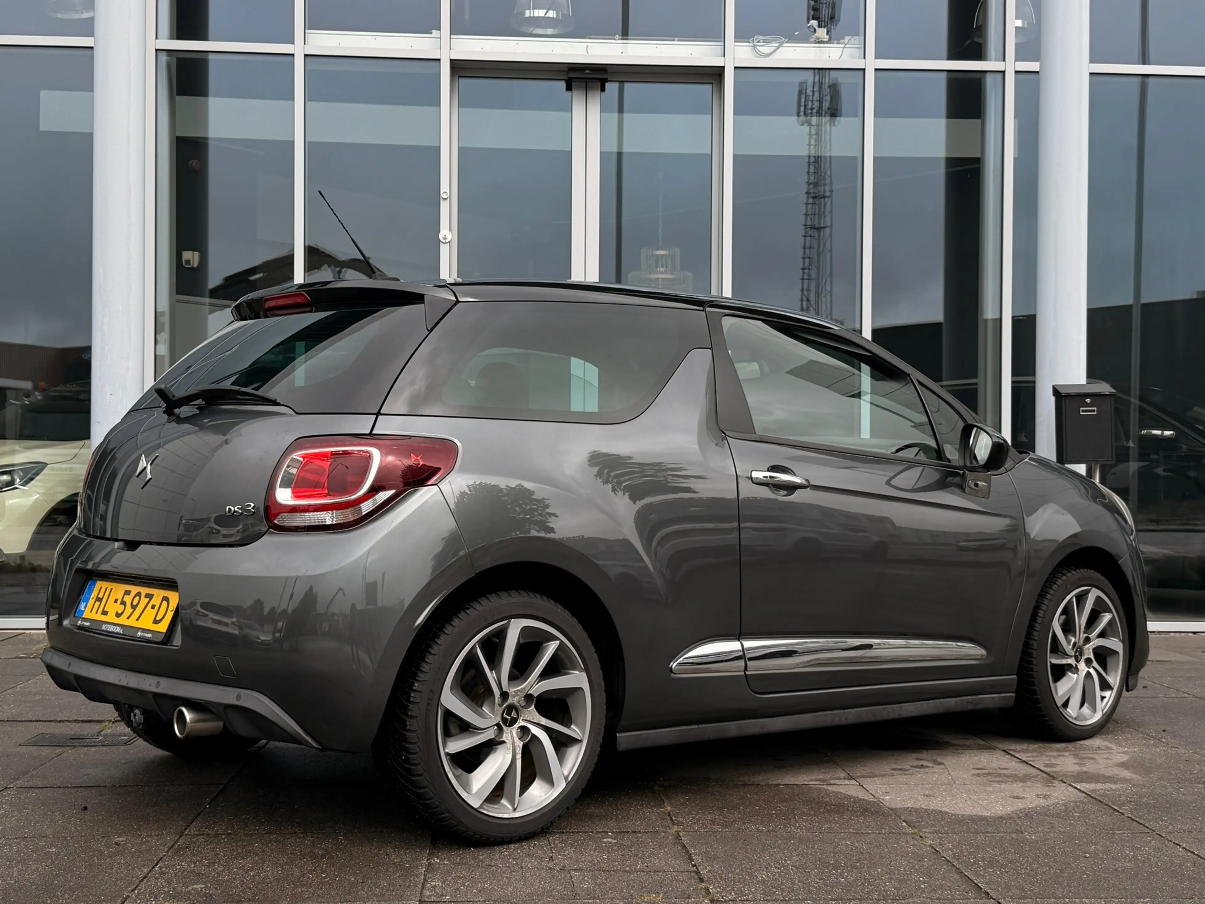 DS Automobiles DS 3 1.2 PureTech So Chic|Eerste eigenaar|Navi|Pdc|Xeno — photo 7