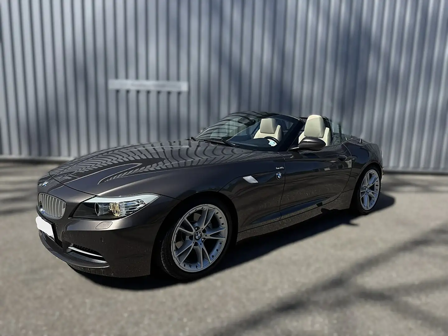 BMW Z4 sDrive 23i Österreich-Paket / VERMITTLUNG PRIV... Grau - 1