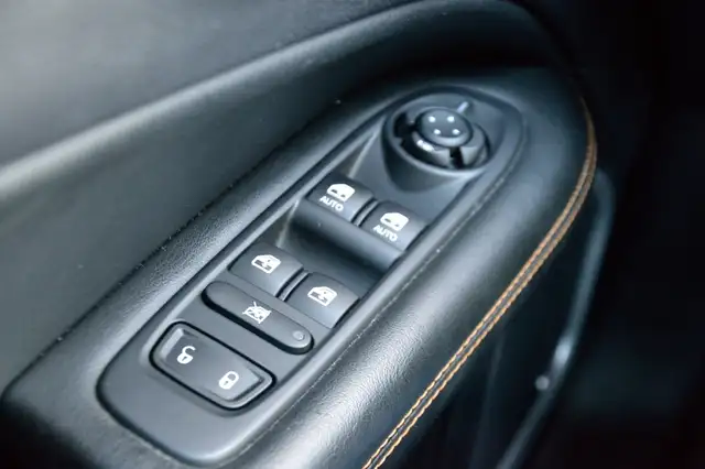 Jeep Compass view 16
