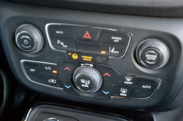Jeep Compass view 13