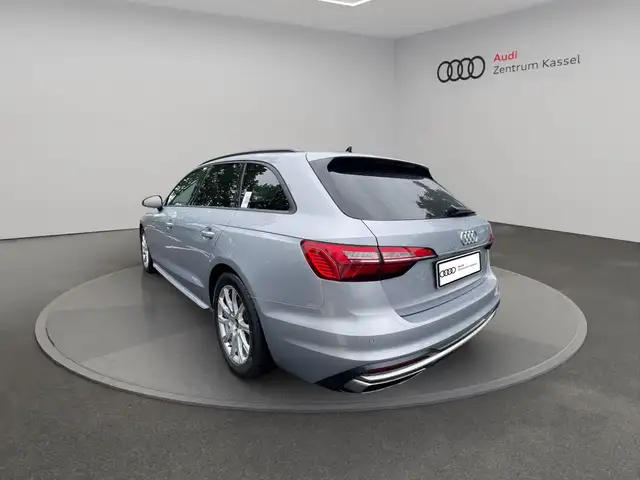 Audi A4 view 5