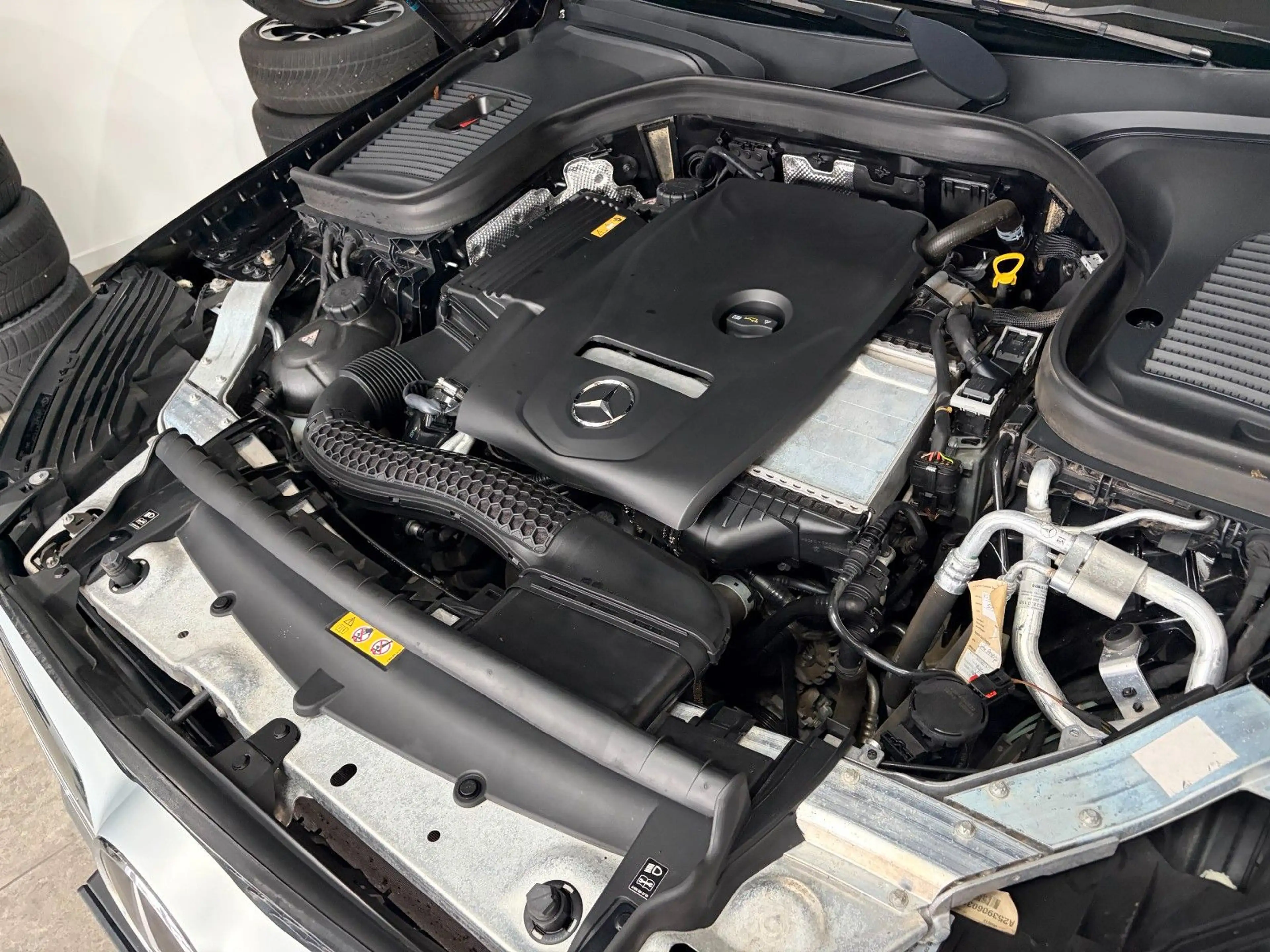 Mercedes-Benz GLC 250 Exclusive*AHK*Distro*Comand*ILS*Standhz* — photo 37