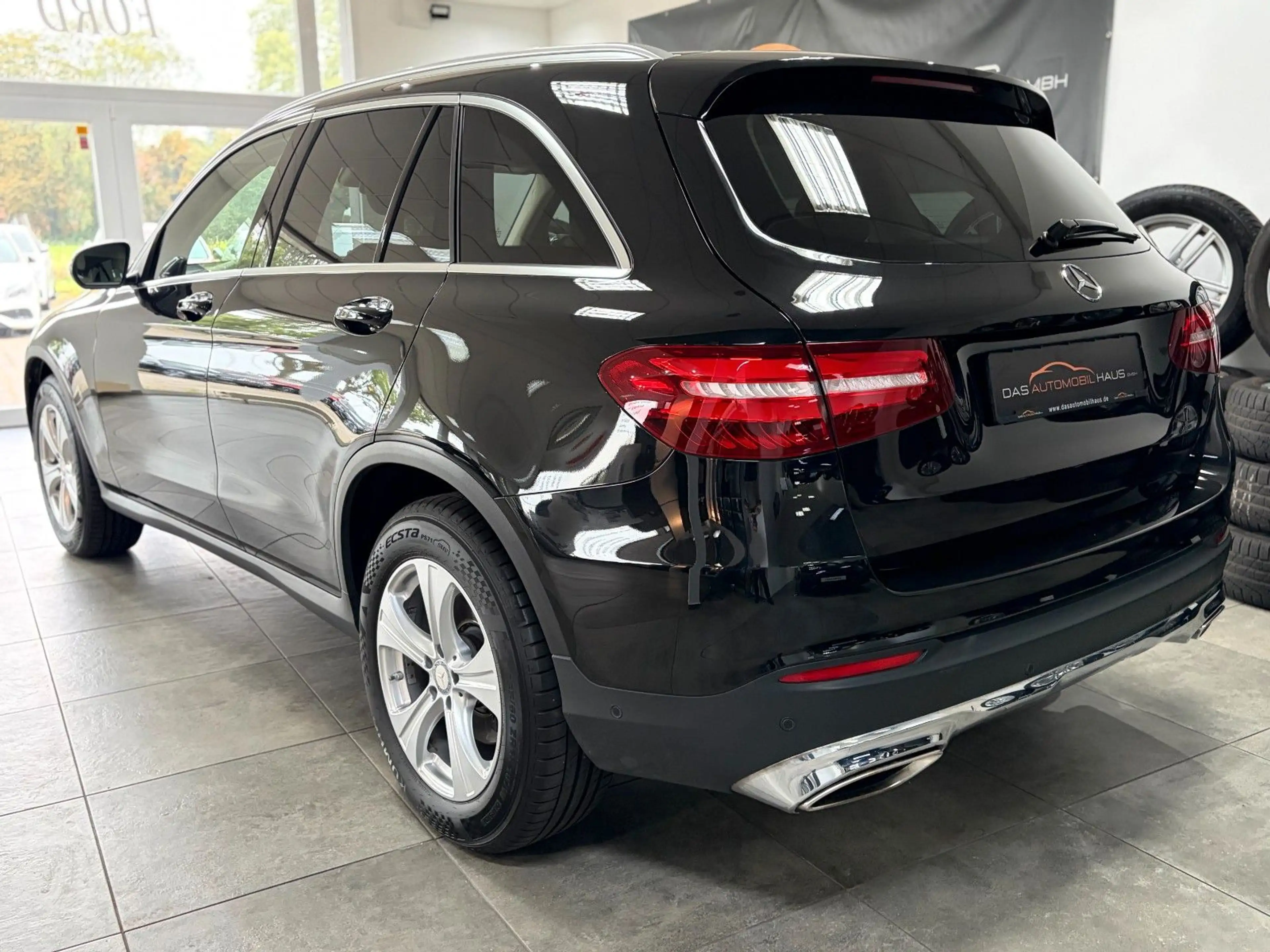 Mercedes-Benz GLC 250 Exclusive*AHK*Distro*Comand*ILS*Standhz* — photo 11