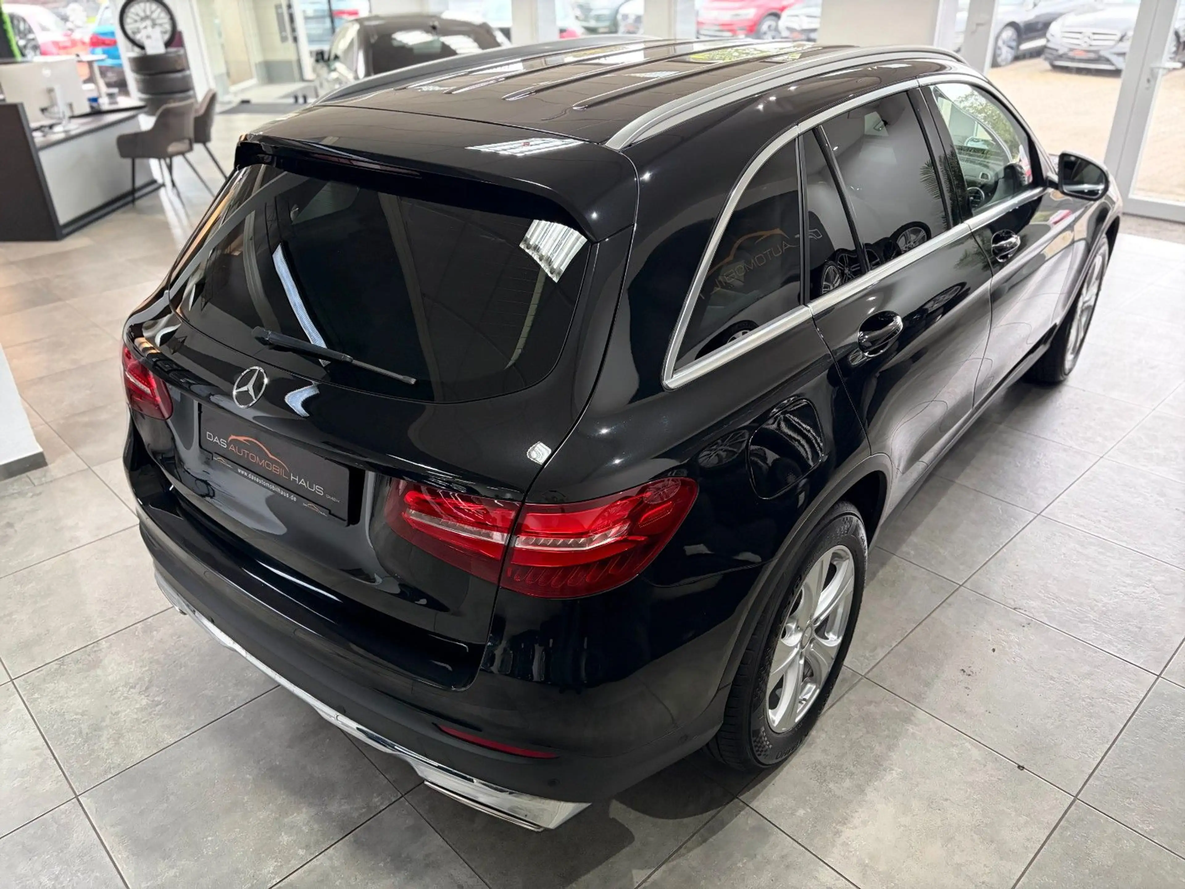 Mercedes-Benz GLC 250 Exclusive*AHK*Distro*Comand*ILS*Standhz* — photo 15