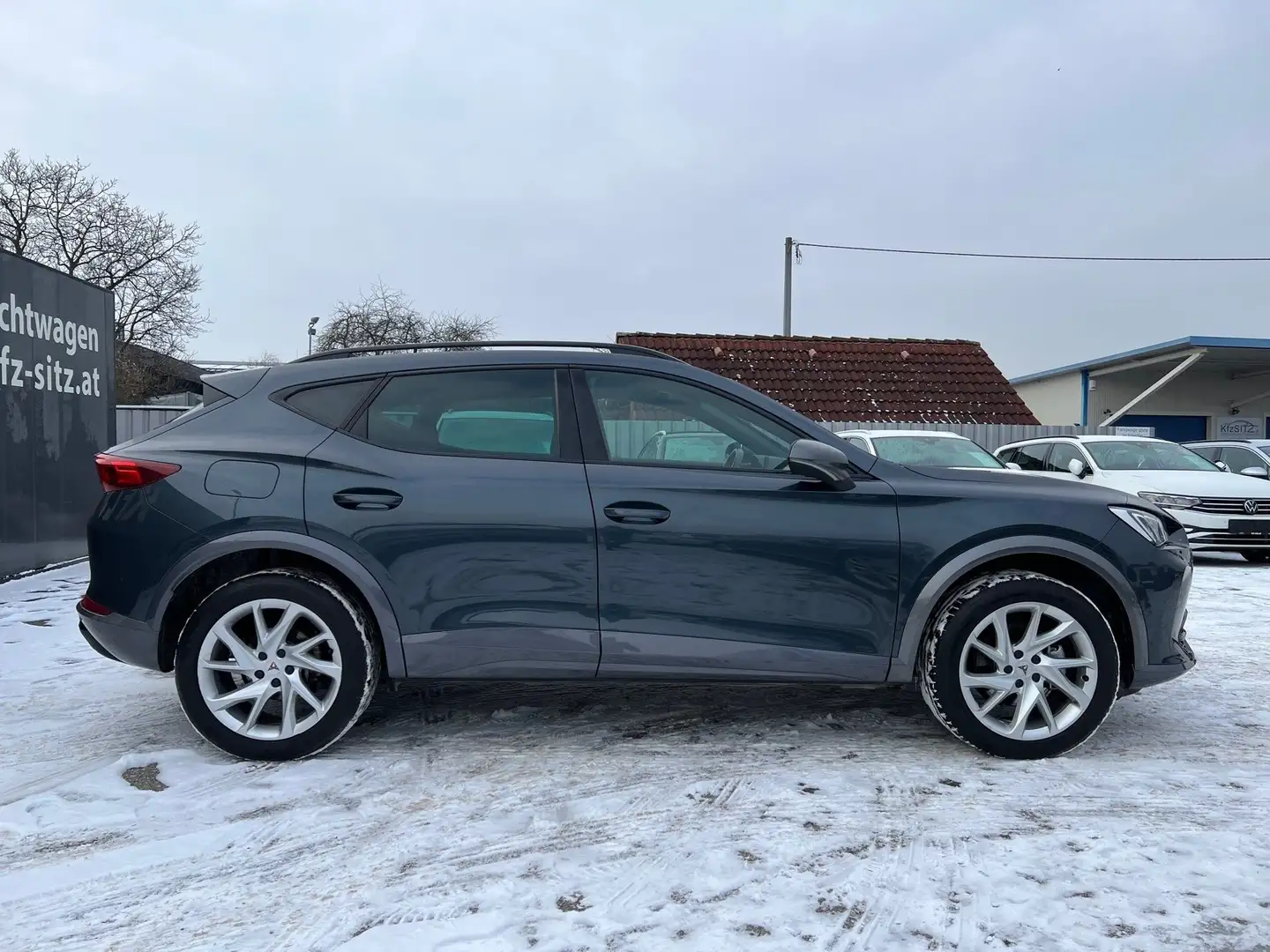 CUPRA Formentor 1,5 TSI DSG| ACC*NAVI*RFK Grau - 2