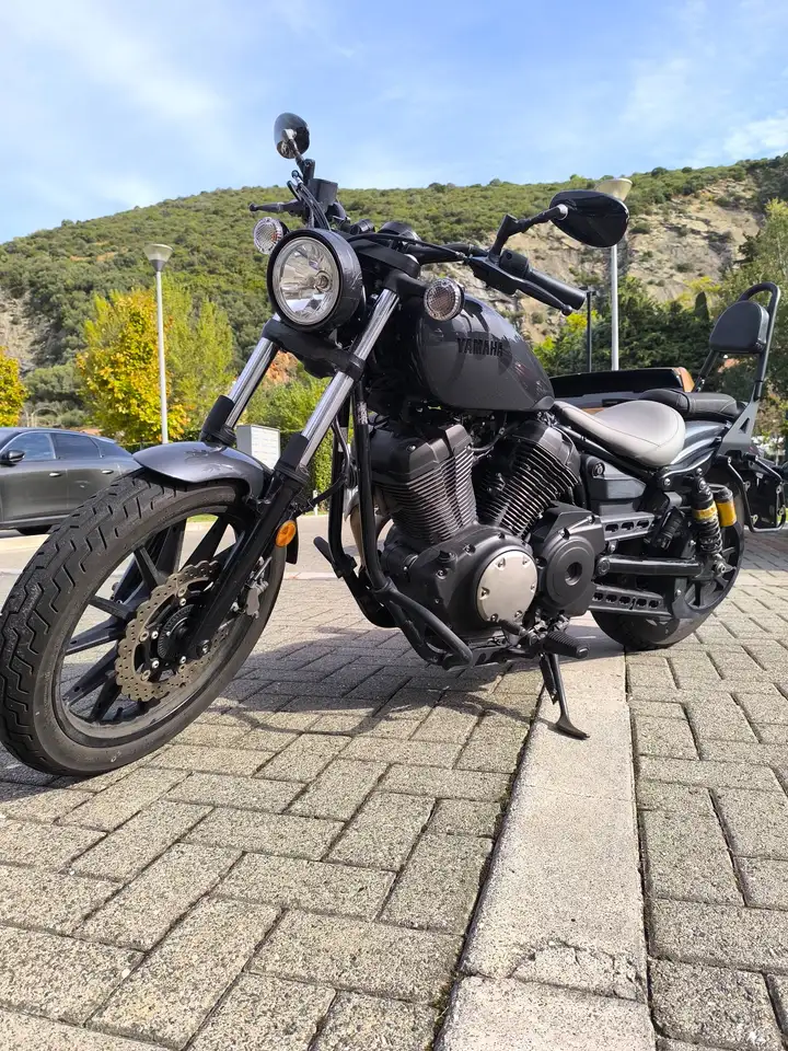 Yamaha XV 950