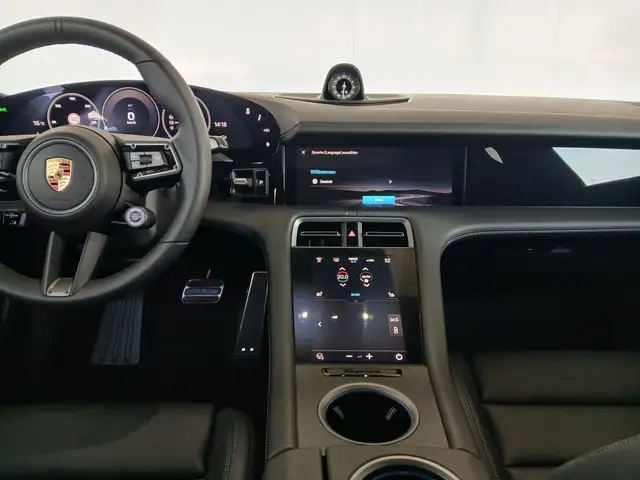 Porsche Taycan 4S Cross Turismo Ansicht 13