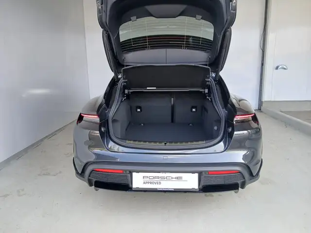 Porsche Taycan 4S Cross Turismo Ansicht 8