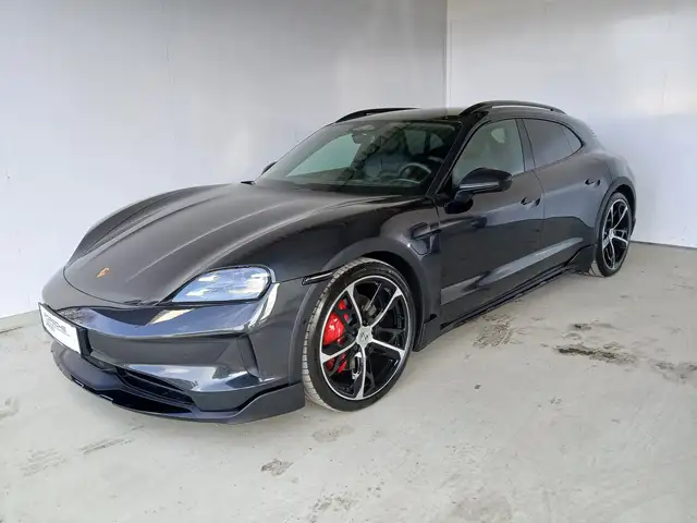 Porsche Taycan 4S Cross Turismo