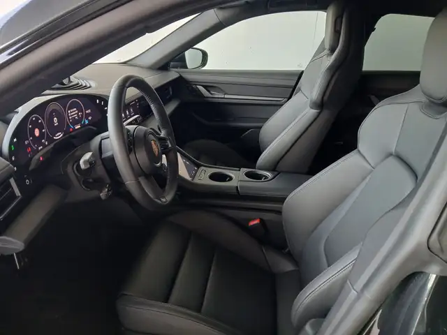 Porsche Taycan 4S Cross Turismo Ansicht 15