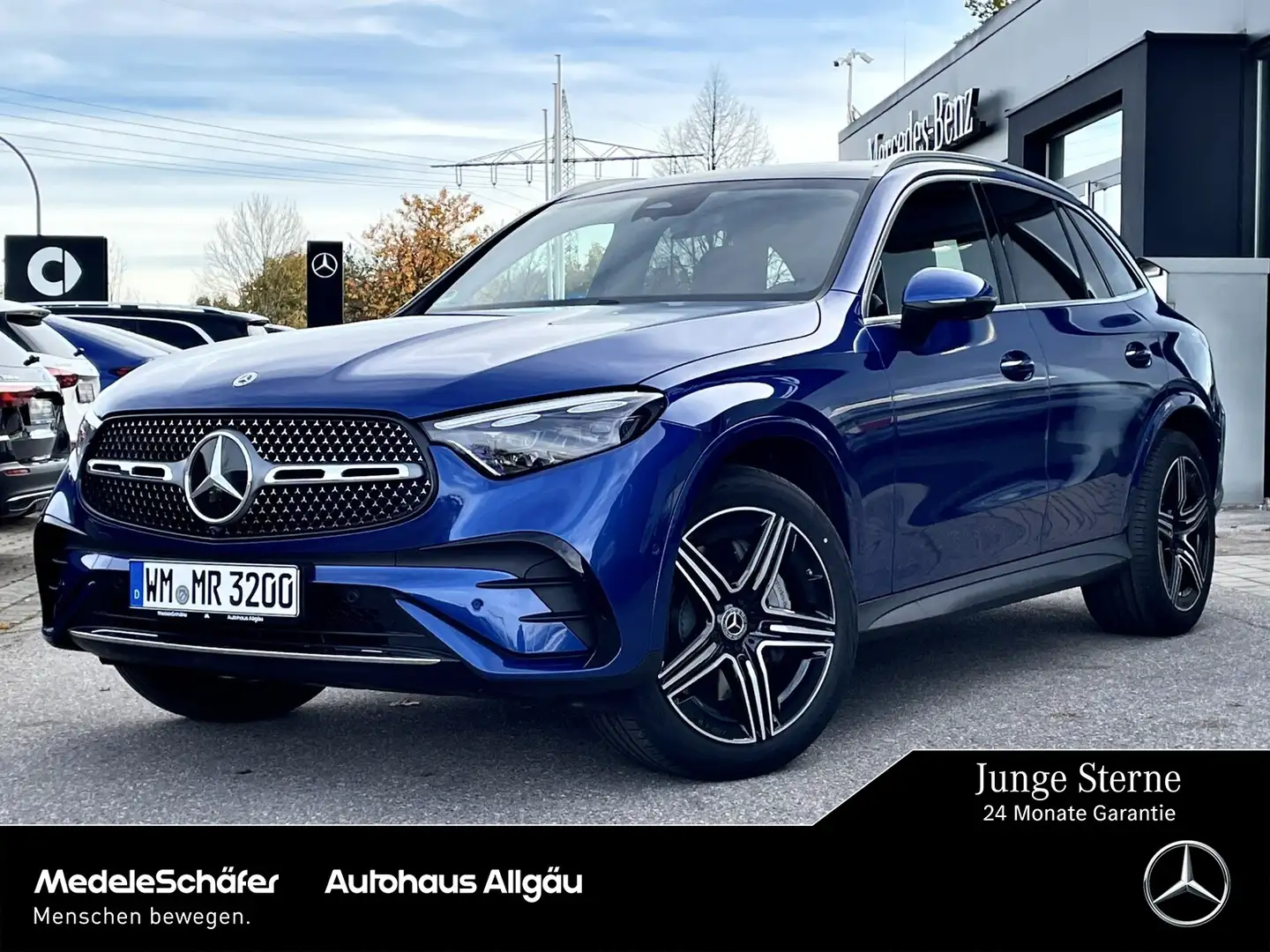 Mercedes-Benz GLC 200 GLC 200 4M AMG Distr AHK DigLi Pano Memo 360° LED Blau - 1