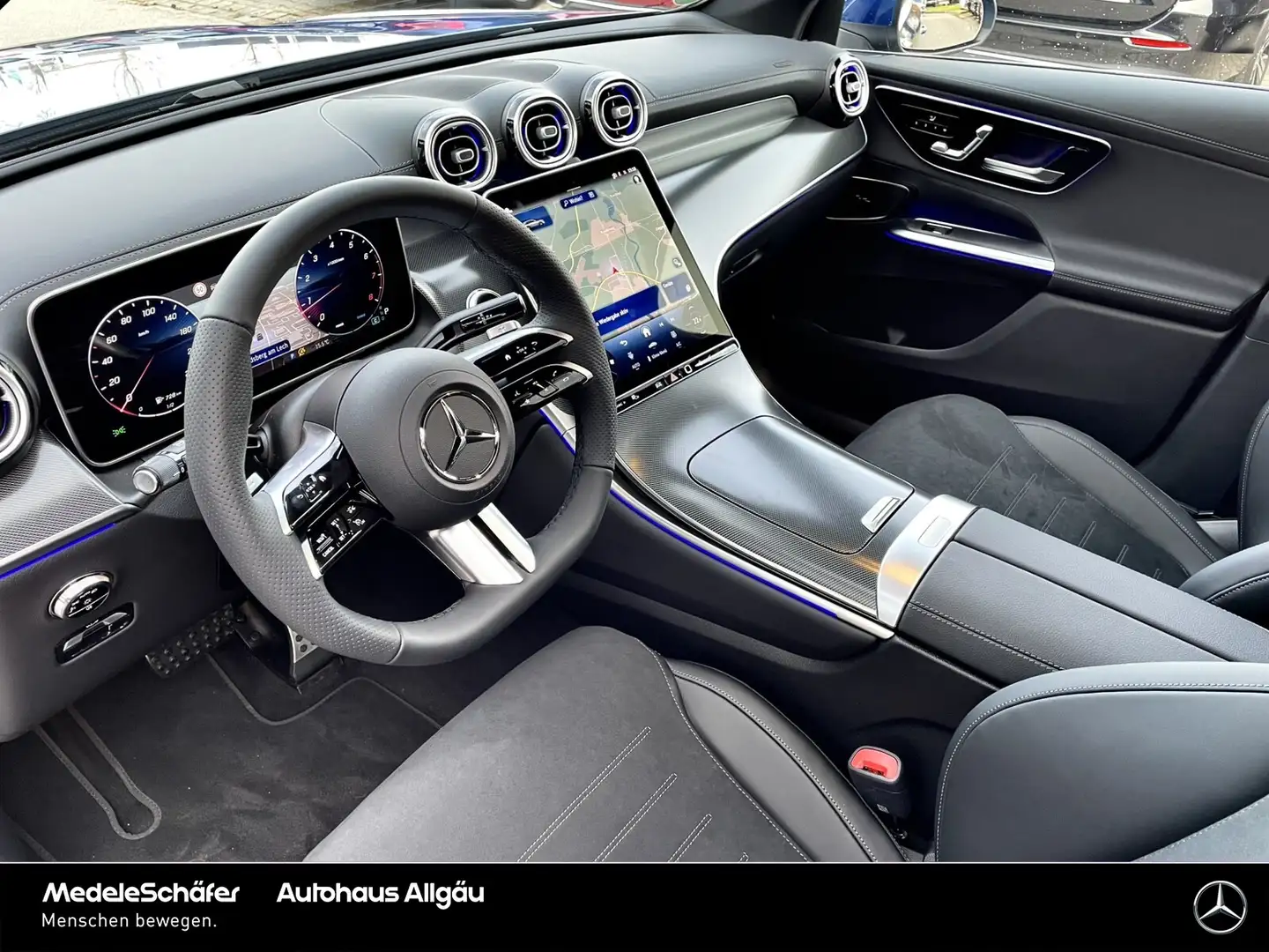 Mercedes-Benz GLC 200 GLC 200 4M AMG Distr AHK DigLi Pano Memo 360° LED Blau - 2