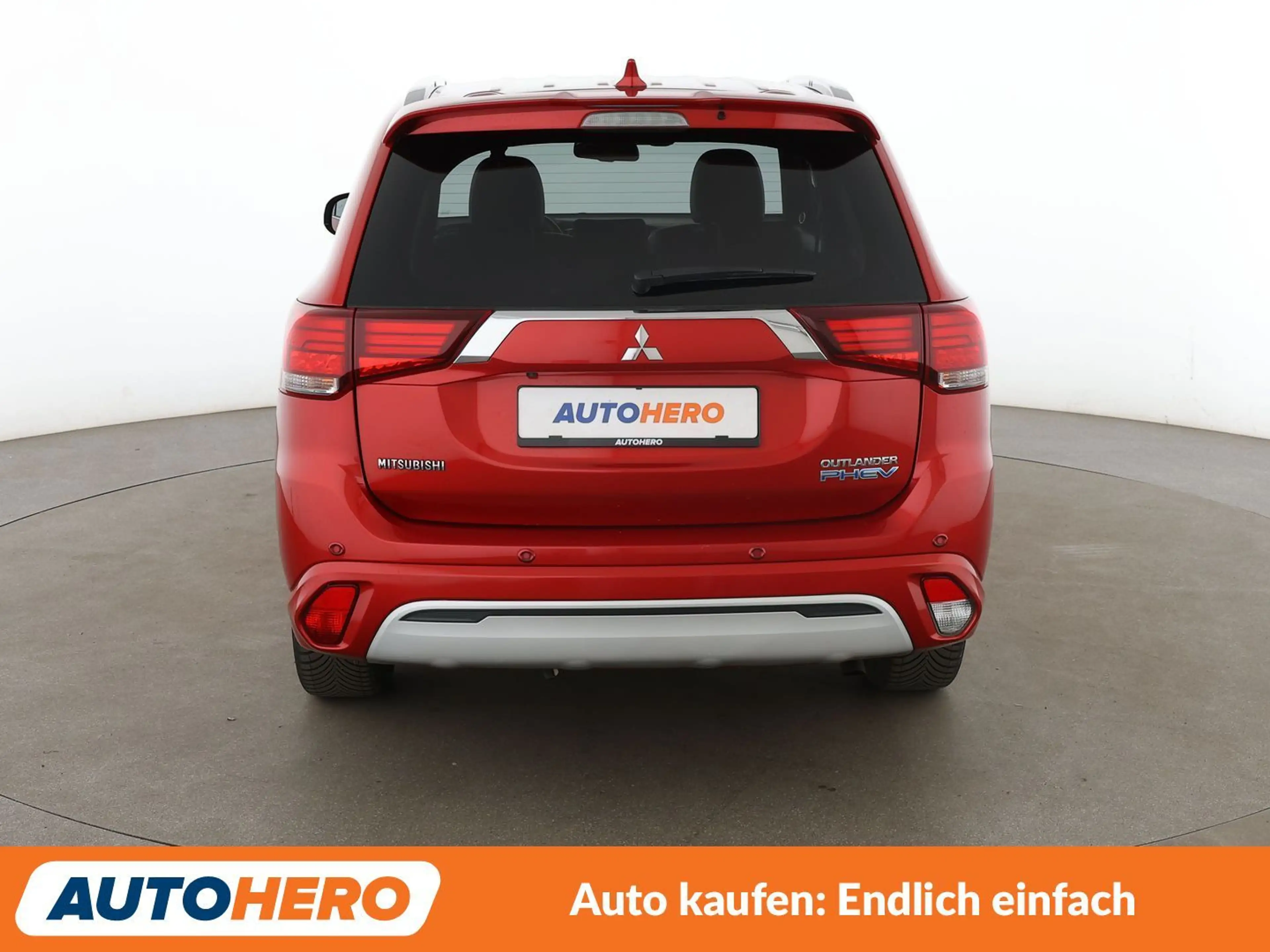 Mitsubishi Outlander 2.4 PHEV Top 4WD — photo 5