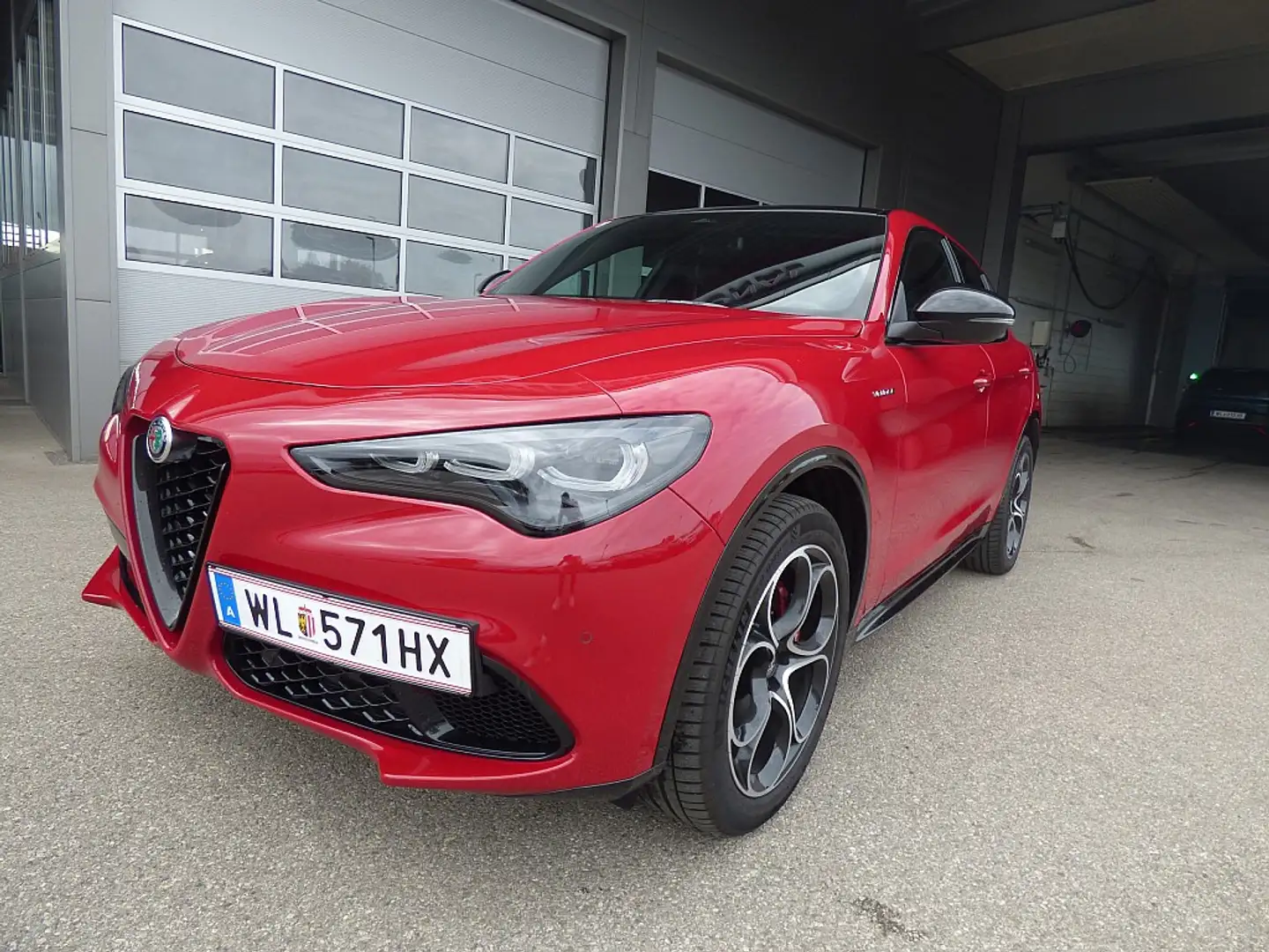 Alfa Romeo Stelvio Veloce 2,2 16V 210 AT8 Q4 Rot - 1