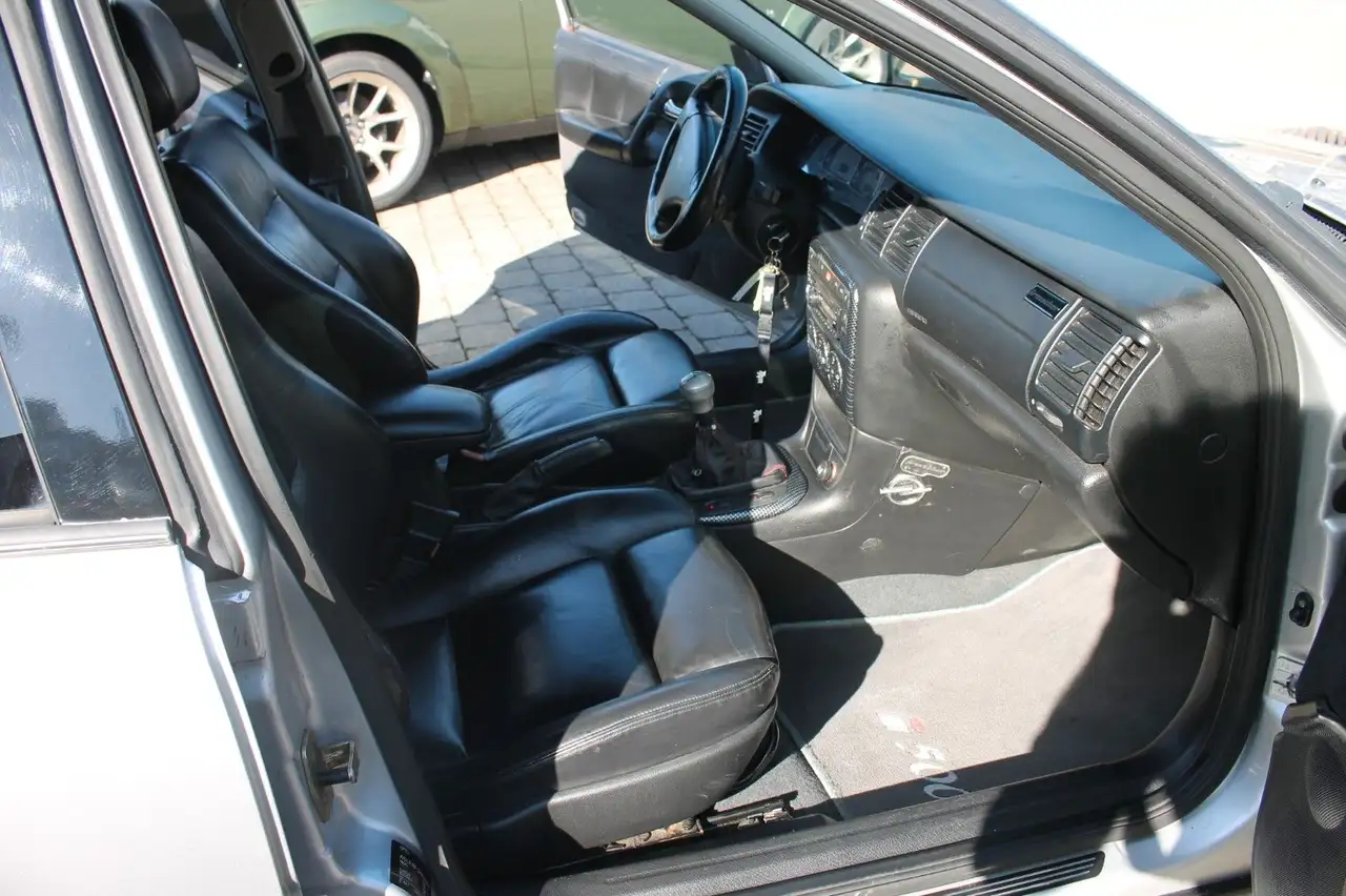 Opel Vectra i 500 3,0L mit Porsche Bremsanlage, foto 10