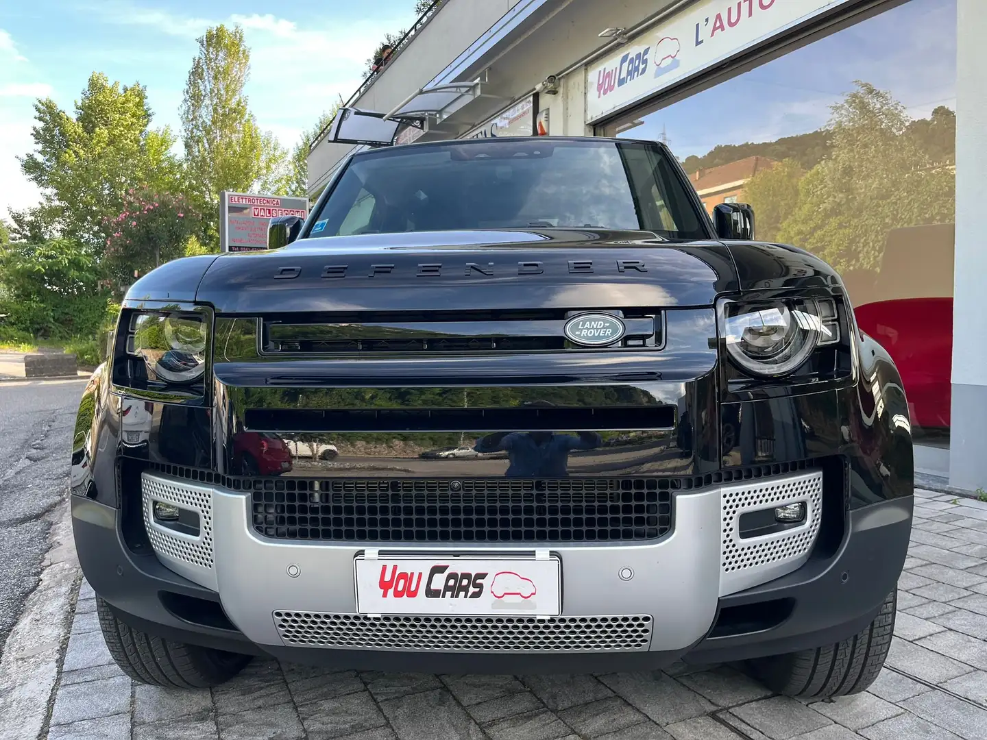 Land Rover Defender 90 3.0d i6 mhev S awd 200cv auto Sospensioni Noir - 2