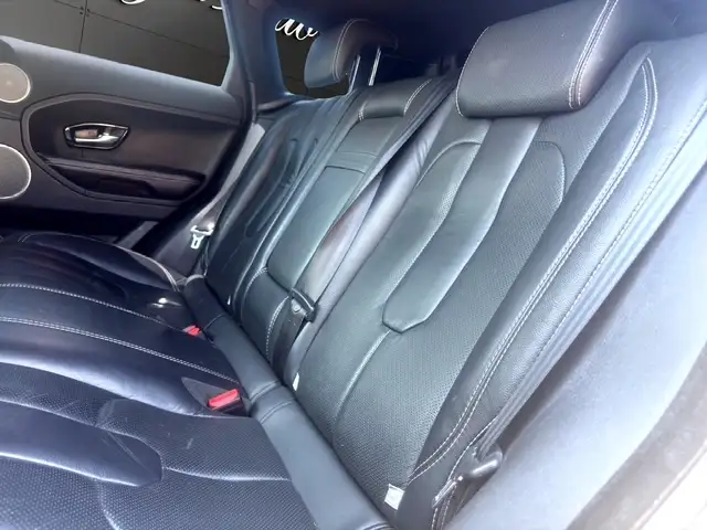Land Rover Range Rover Evoque view 9