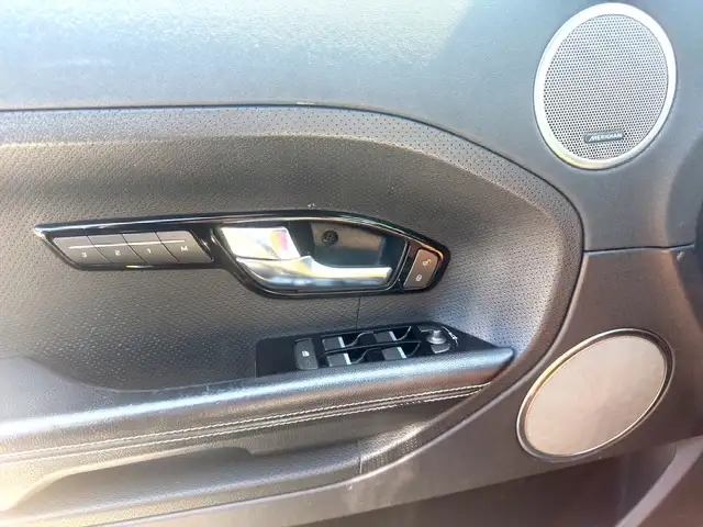 Land Rover Range Rover Evoque view 13