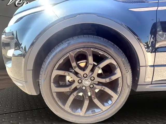 Land Rover Range Rover Evoque view 4