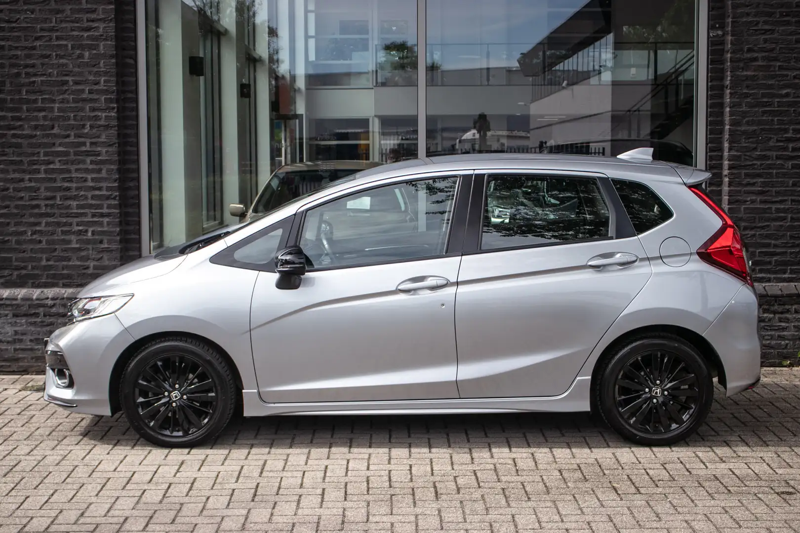 Honda Jazz 1.5 i-VTEC Dynamic - All-season banden | sportieve Argent - 2
