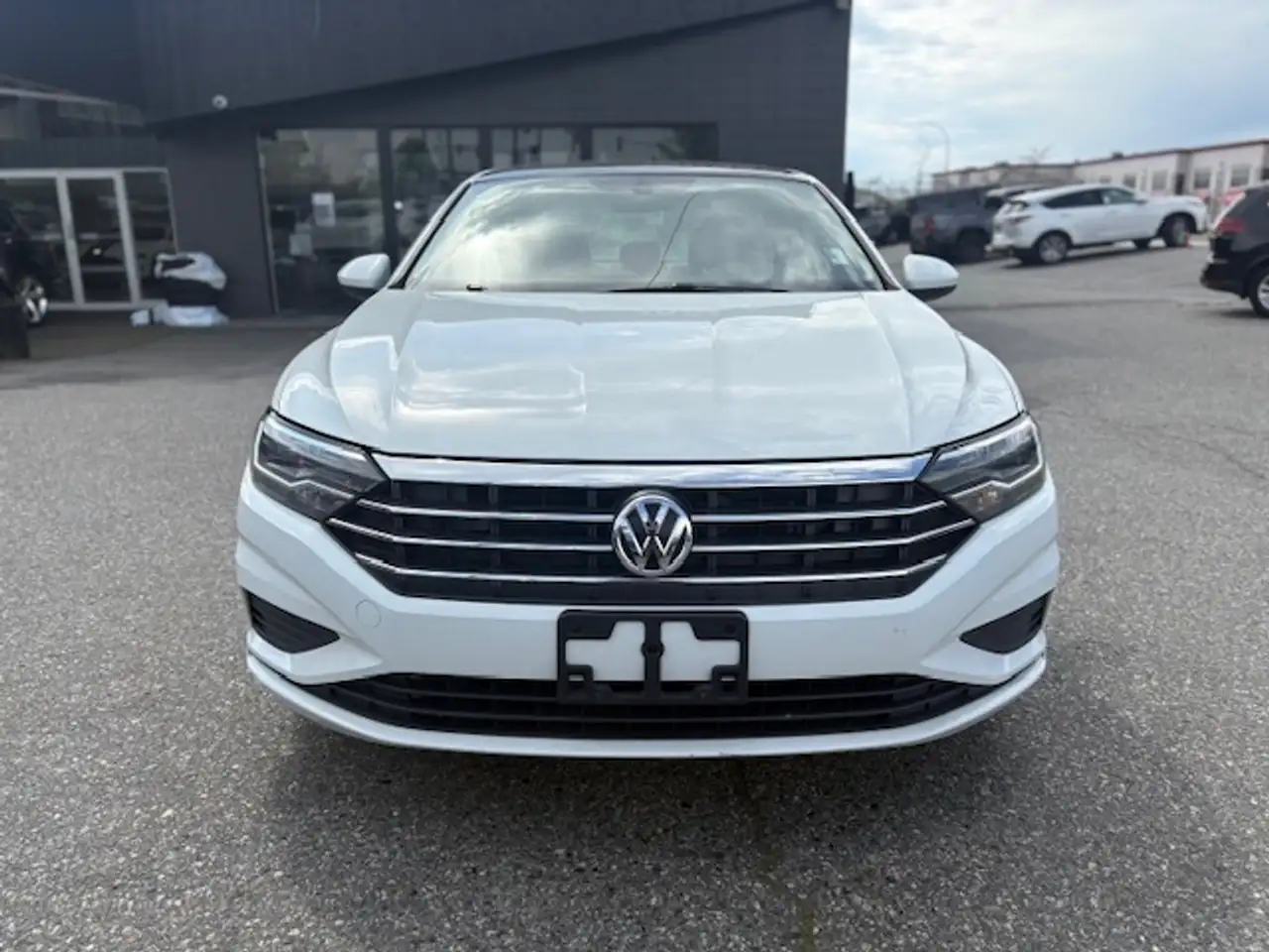 Volkswagen Jetta снимка Volkswagen Jetta