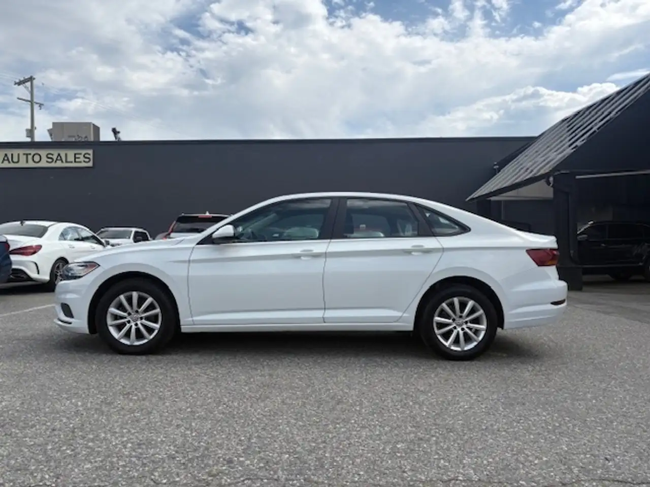 Volkswagen Jetta снимка Volkswagen Jetta