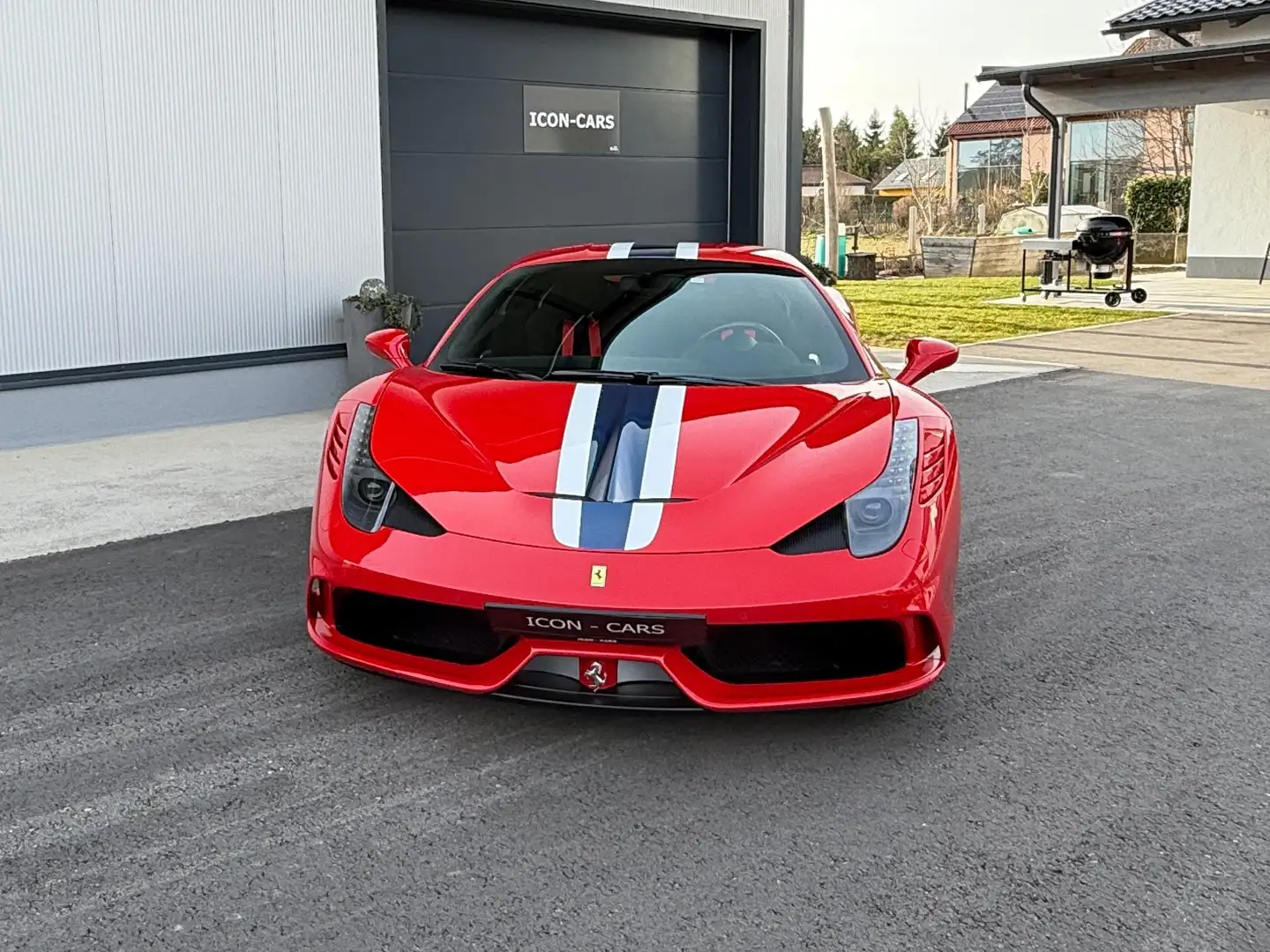 Ferrari 458 458 Speciale Rot - 2