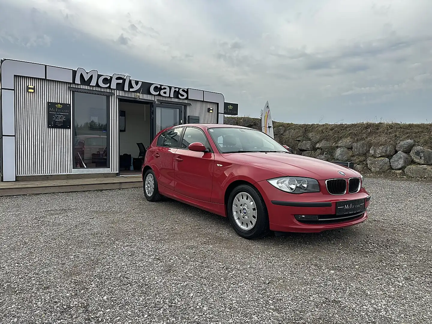 BMW 116 i - PICKERL NEU - ANDROID RADIO - CARPLAY - RÜC... Rot - 2