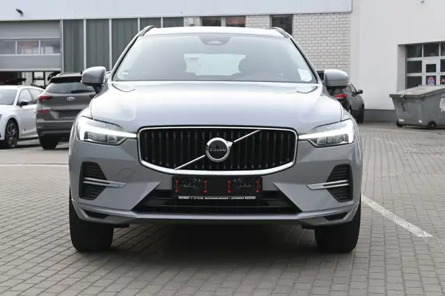 Volvo XC60 view 11