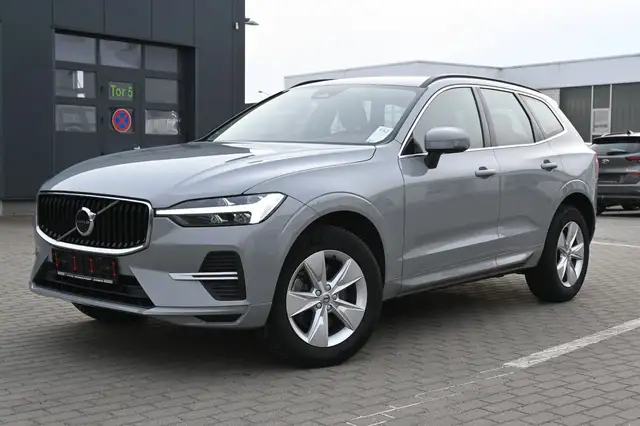 Volvo XC60 main image