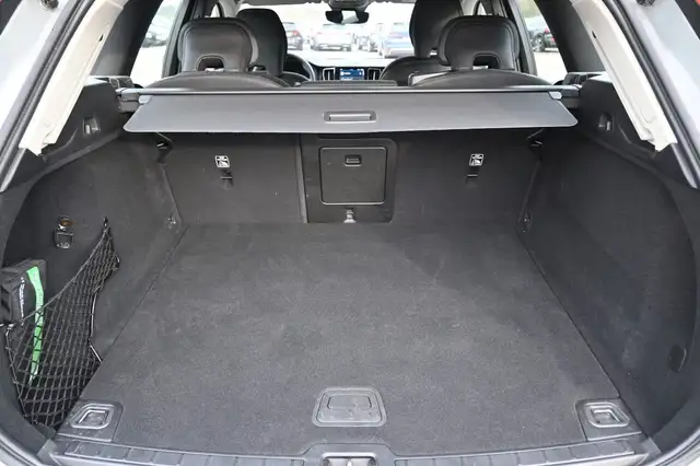 Volvo XC60 view 14
