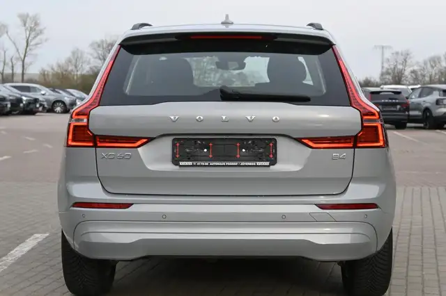 Volvo XC60 view 6