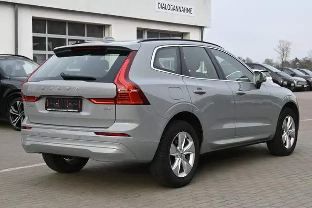 Volvo XC60 view 7