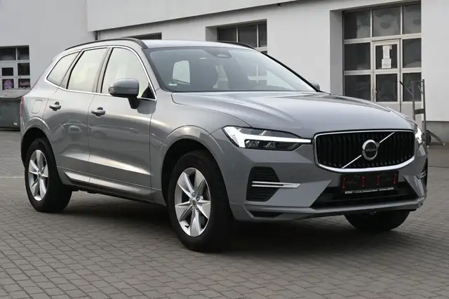 Volvo XC60 view 10