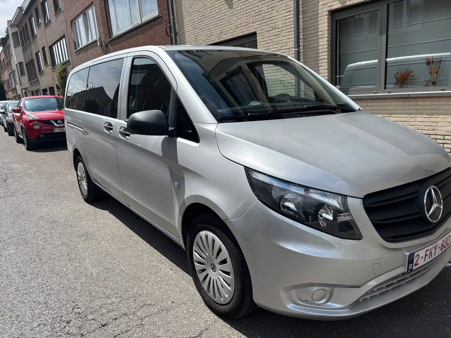 Mercedes-Benz Vito Vito 2.1 CDI A3 Zilver - 2