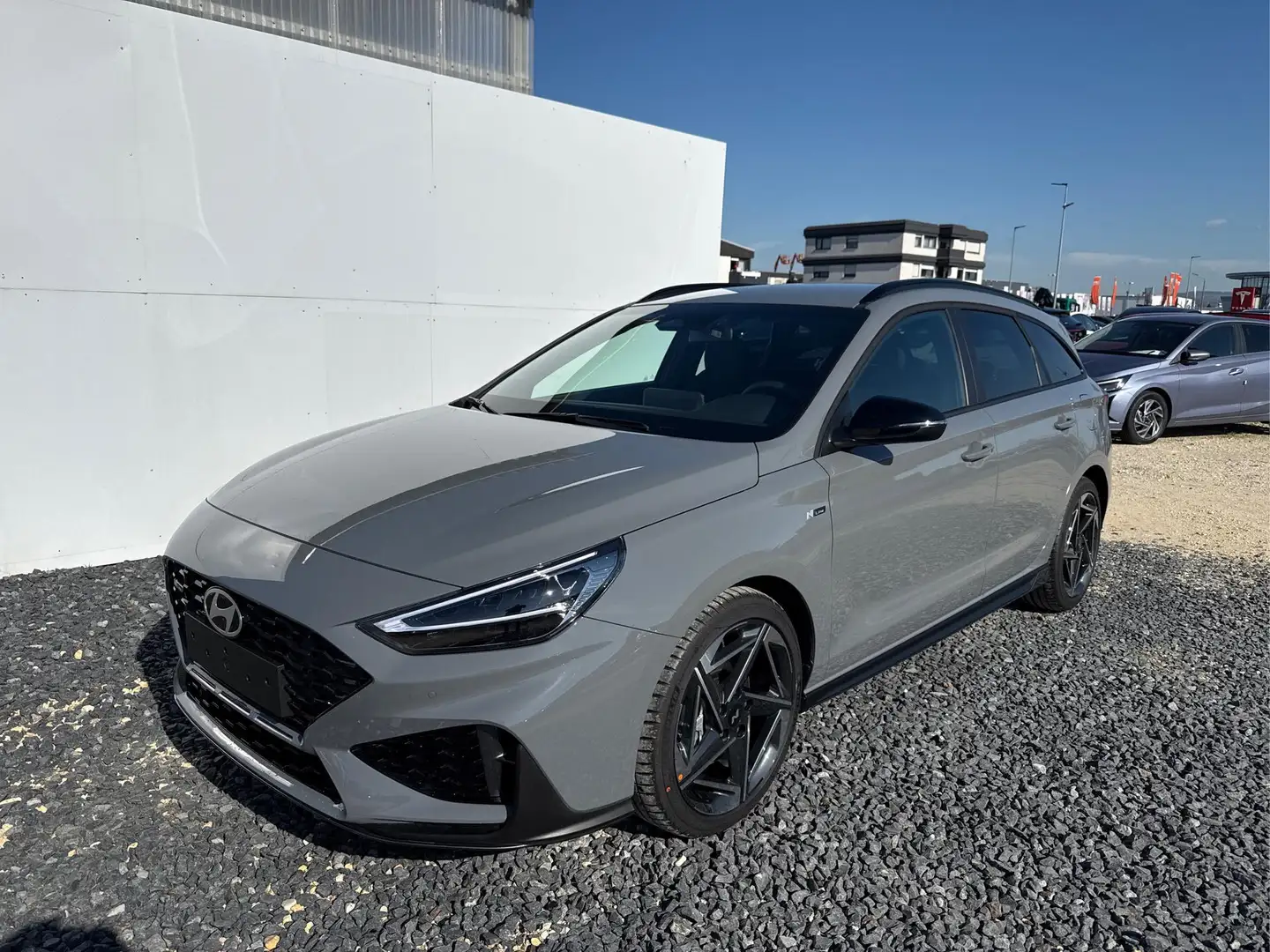 Hyundai i30 Kombi PREMIUM DCT N-LINE SHZ NAVI RFK 1.6 T-GDi... Grau - 1