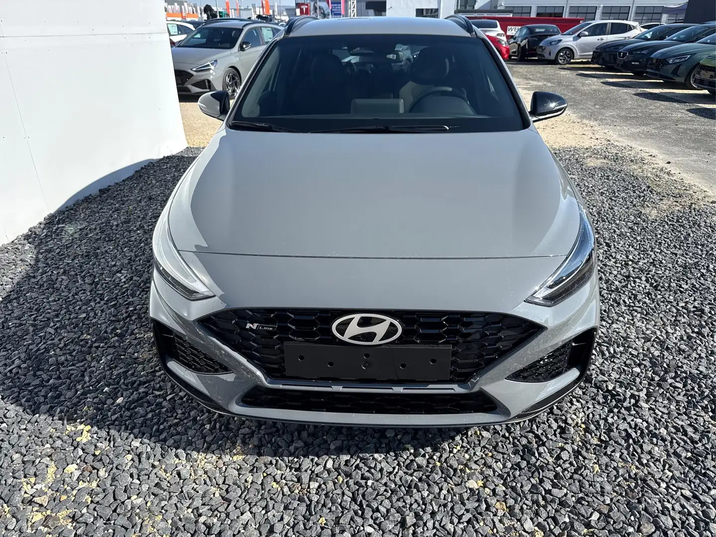 Hyundai i30 Kombi PREMIUM DCT N-LINE SHZ NAVI RFK 1.6 T-GDi... Grau - 2