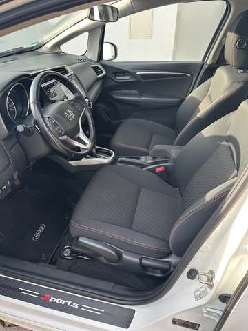 Honda Jazz Jazz 1.5 i-VTEC Dynamic Automatik NAVI/LED/SHZ/PDC