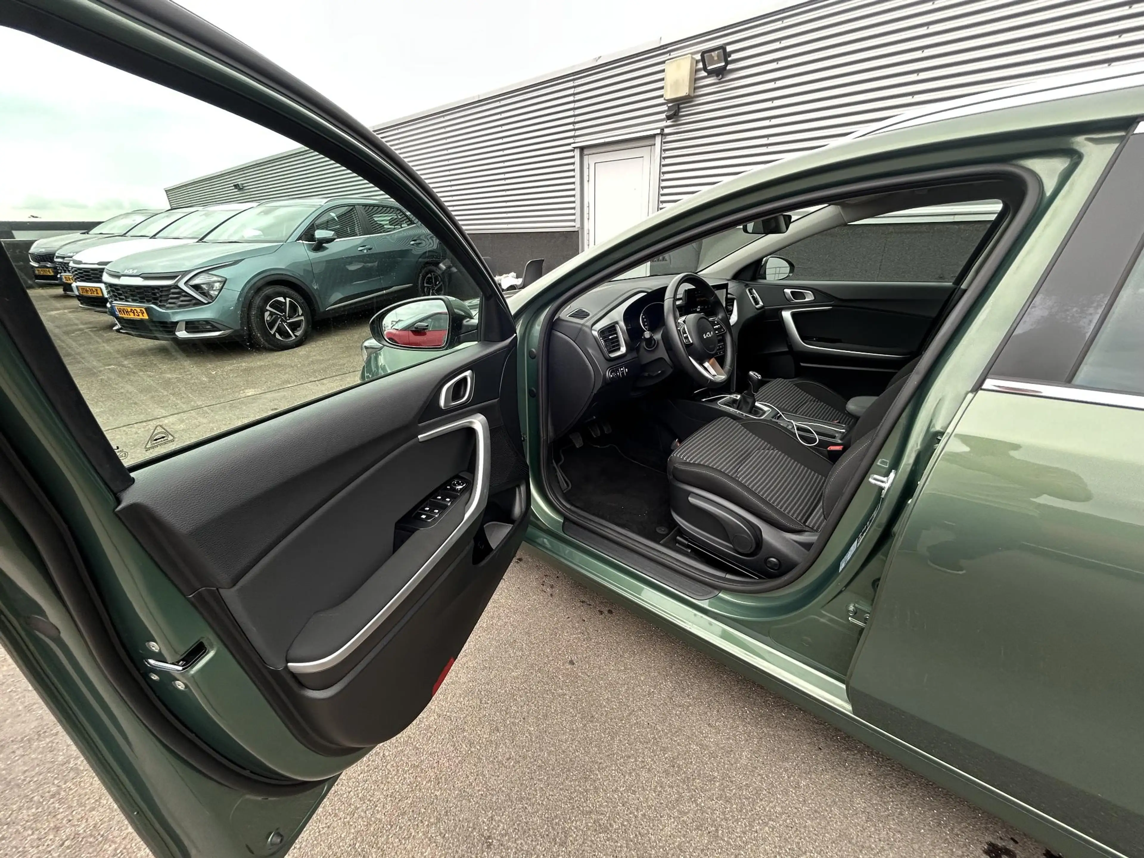 Kia Ceed SW / cee'd SW Sportswagon 1.5 T-GDi DynamicLine Trekhaak, naviga — photo 15