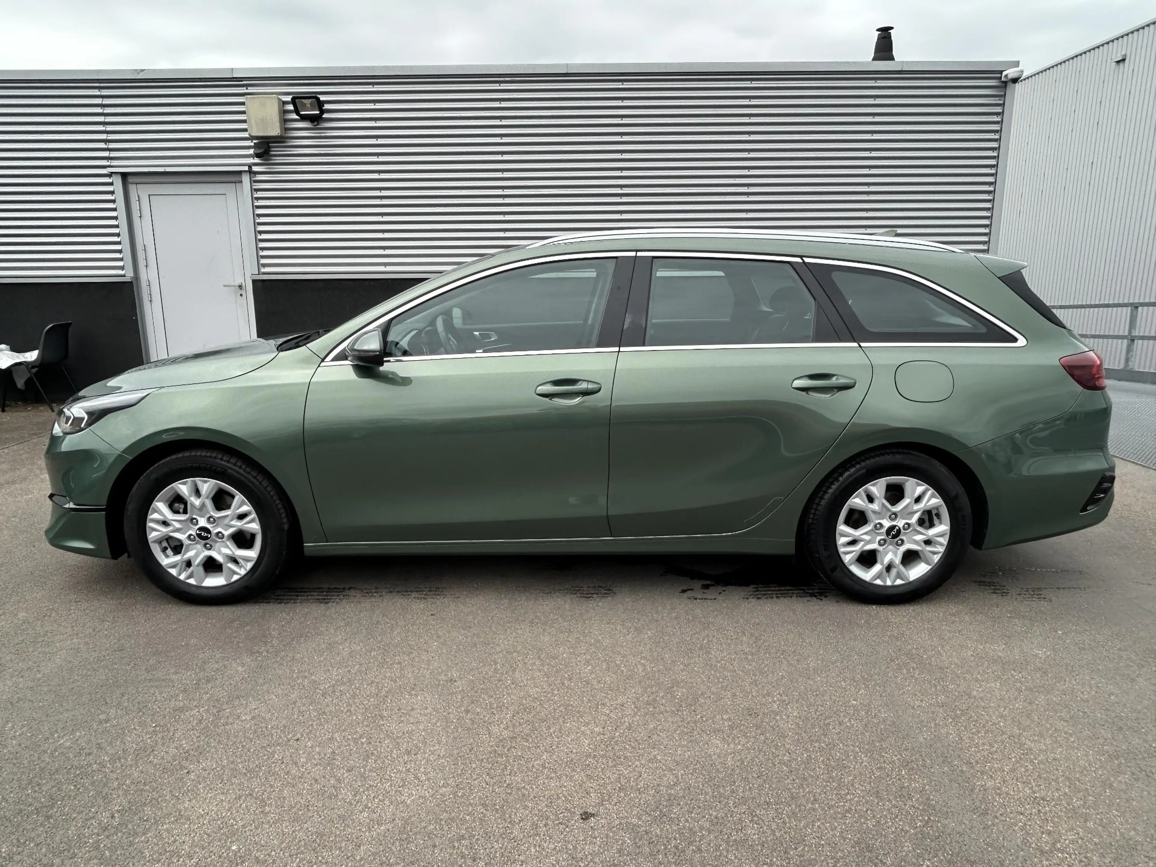 Kia Ceed SW / cee'd SW Sportswagon 1.5 T-GDi DynamicLine Trekhaak, naviga — photo 3