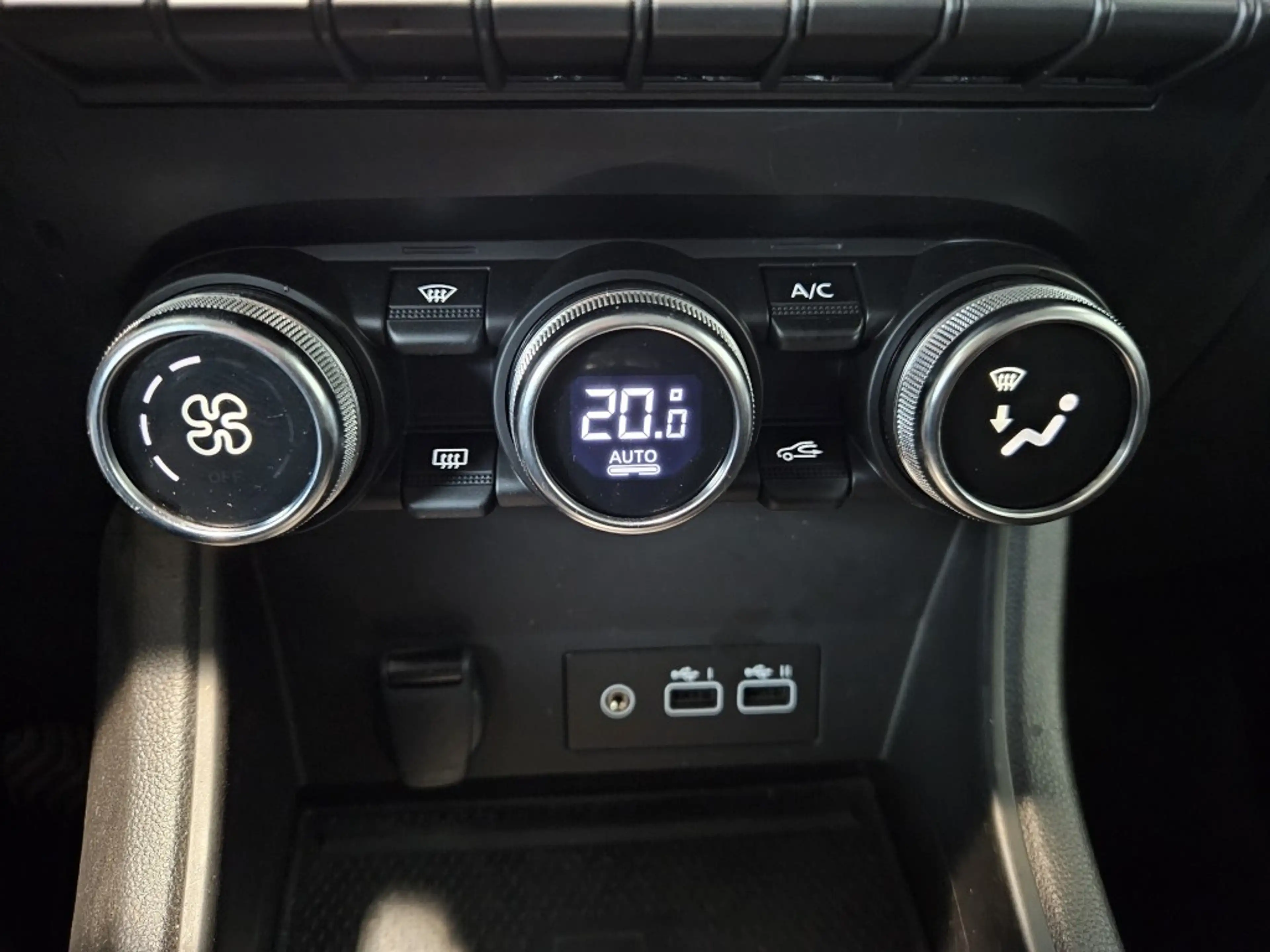 Renault Captur Captur 1.0 TCe Techno GPF — photo 14