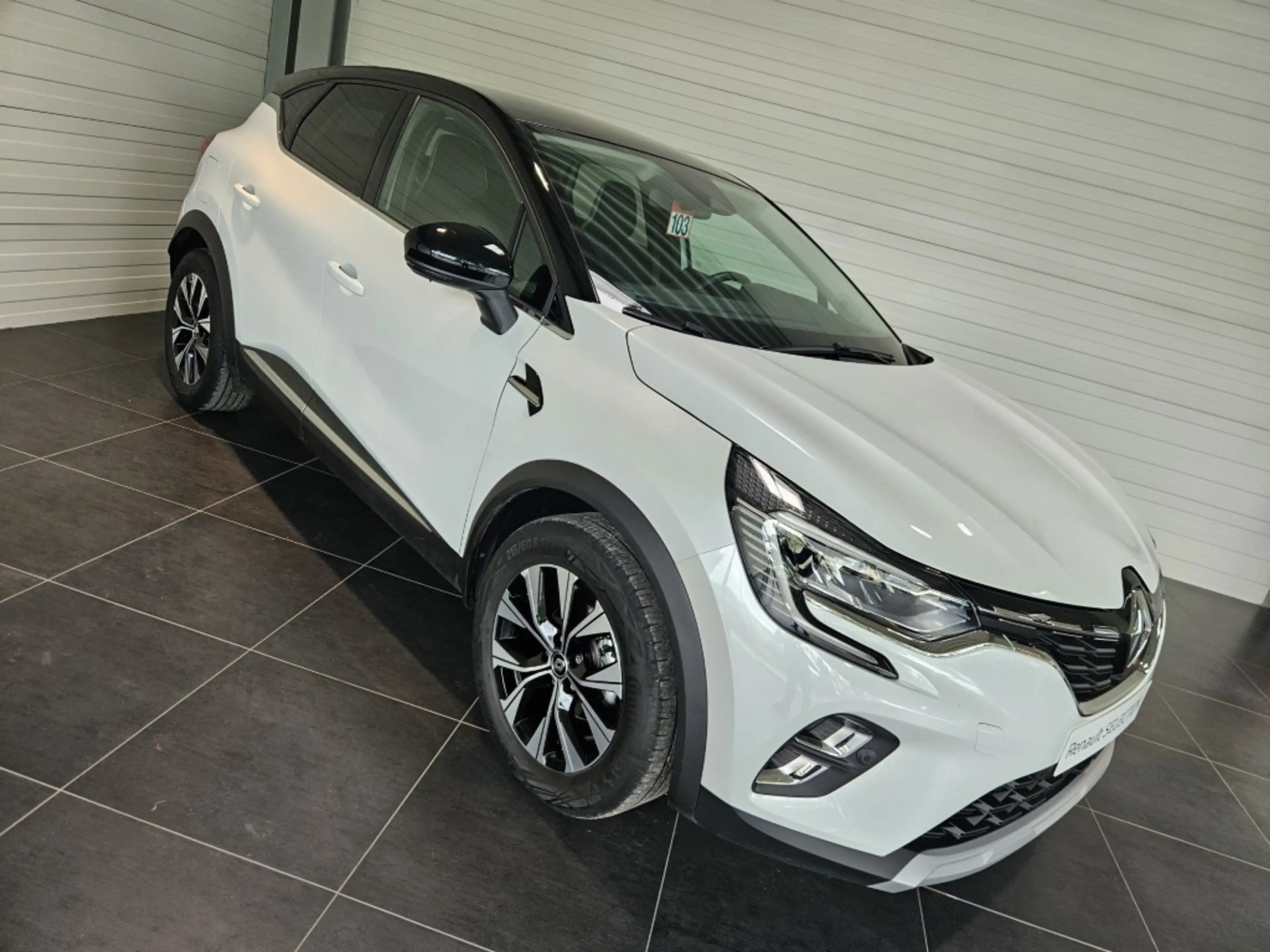 Renault Captur Captur 1.0 TCe Techno GPF — photo 3
