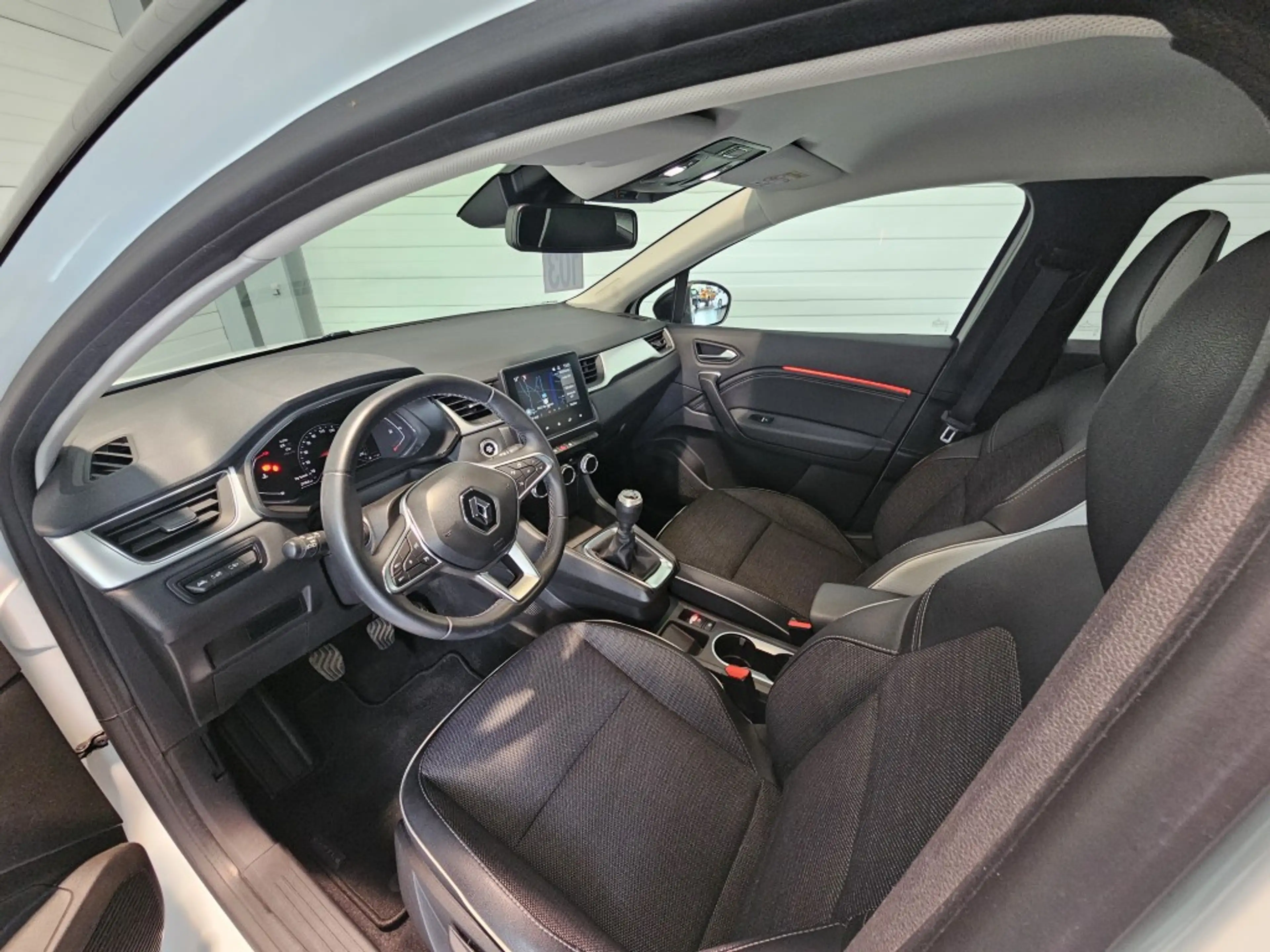 Renault Captur Captur 1.0 TCe Techno GPF — photo 6