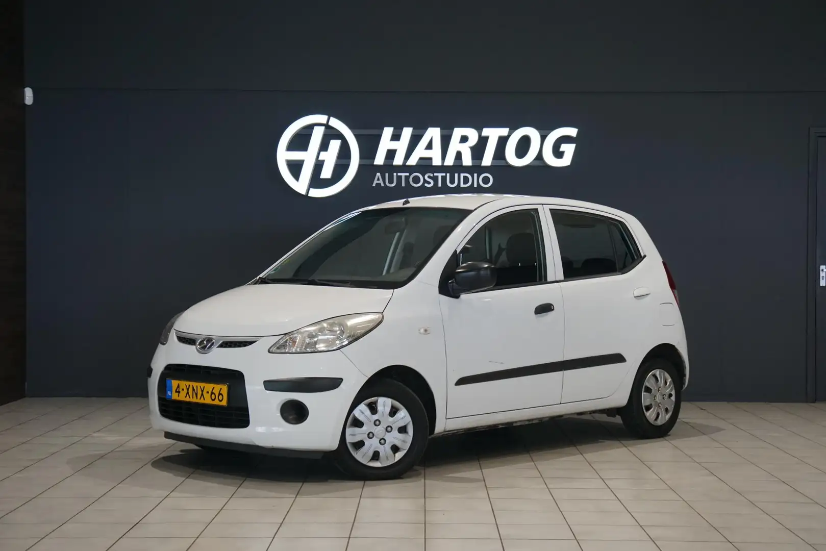 Hyundai i10 1.25i Pure Blanc - 1